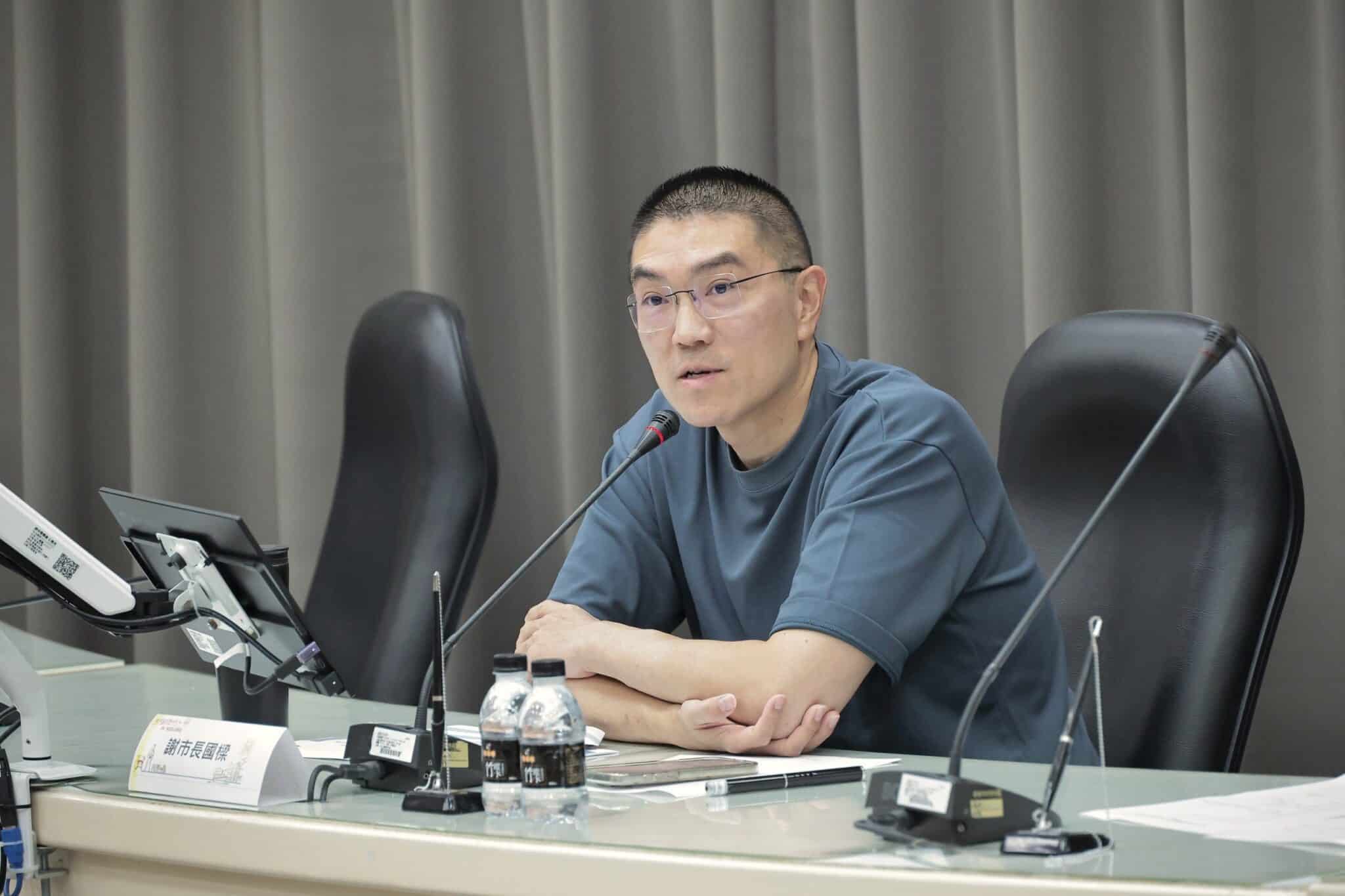 化解通勤族與學生衝突　謝國樑拍板：R82恢復原線、免費接駁車延駛基隆高中