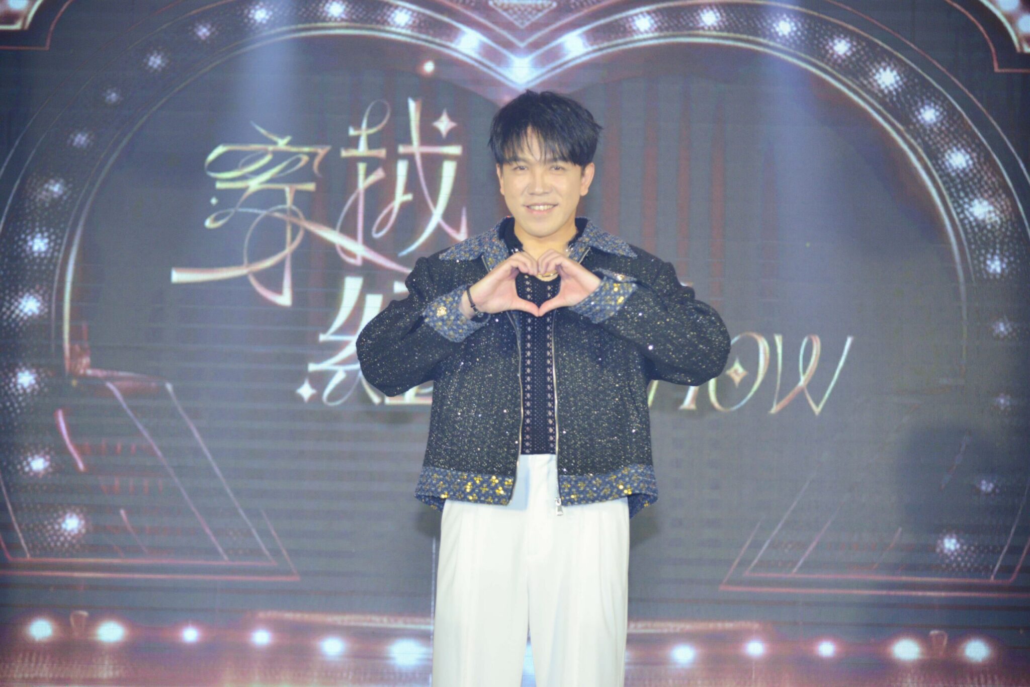 台語金曲演唱結合科技　打造新型態五感音樂饗宴