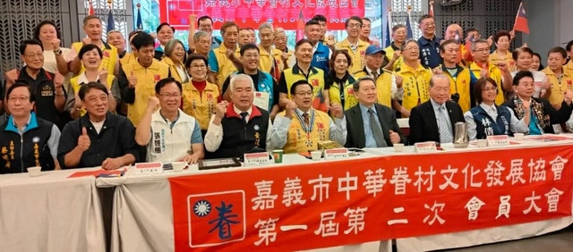 破除藍白不合！季麟連攜張啟楷固眷村票