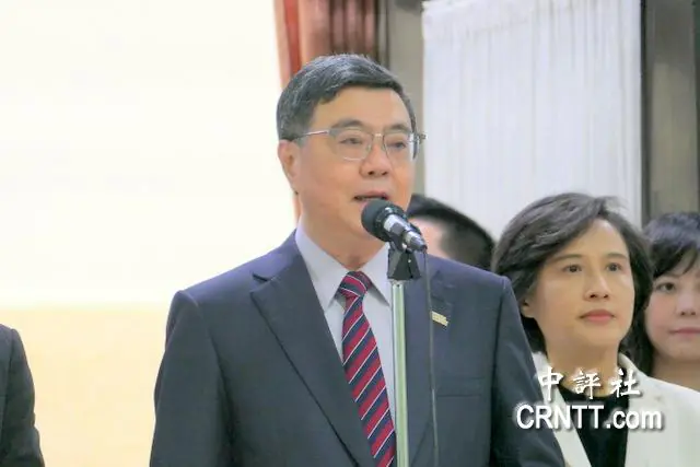 卓榮泰稱軍購違約條款懲罰人民　藍轟胡扯