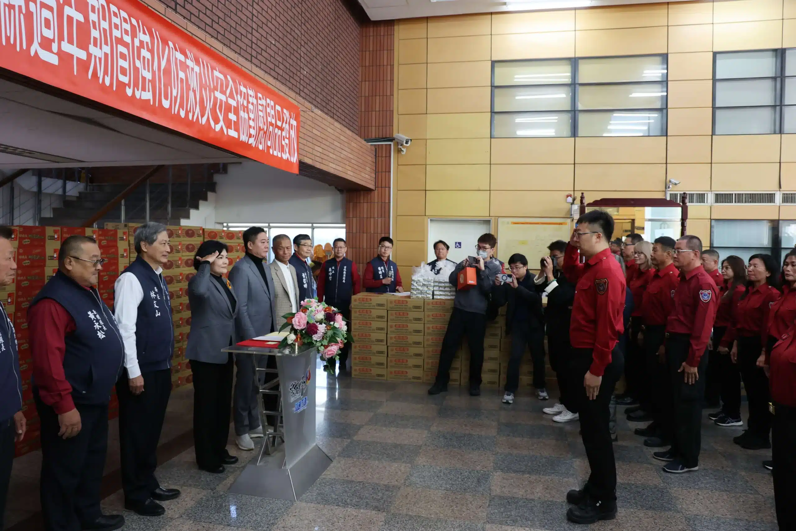 雲林縣過年期間強化防救災安全協勤慰問品發放　縣長張麗善感謝消防及協勤民力　守護鄉親生命財產安全