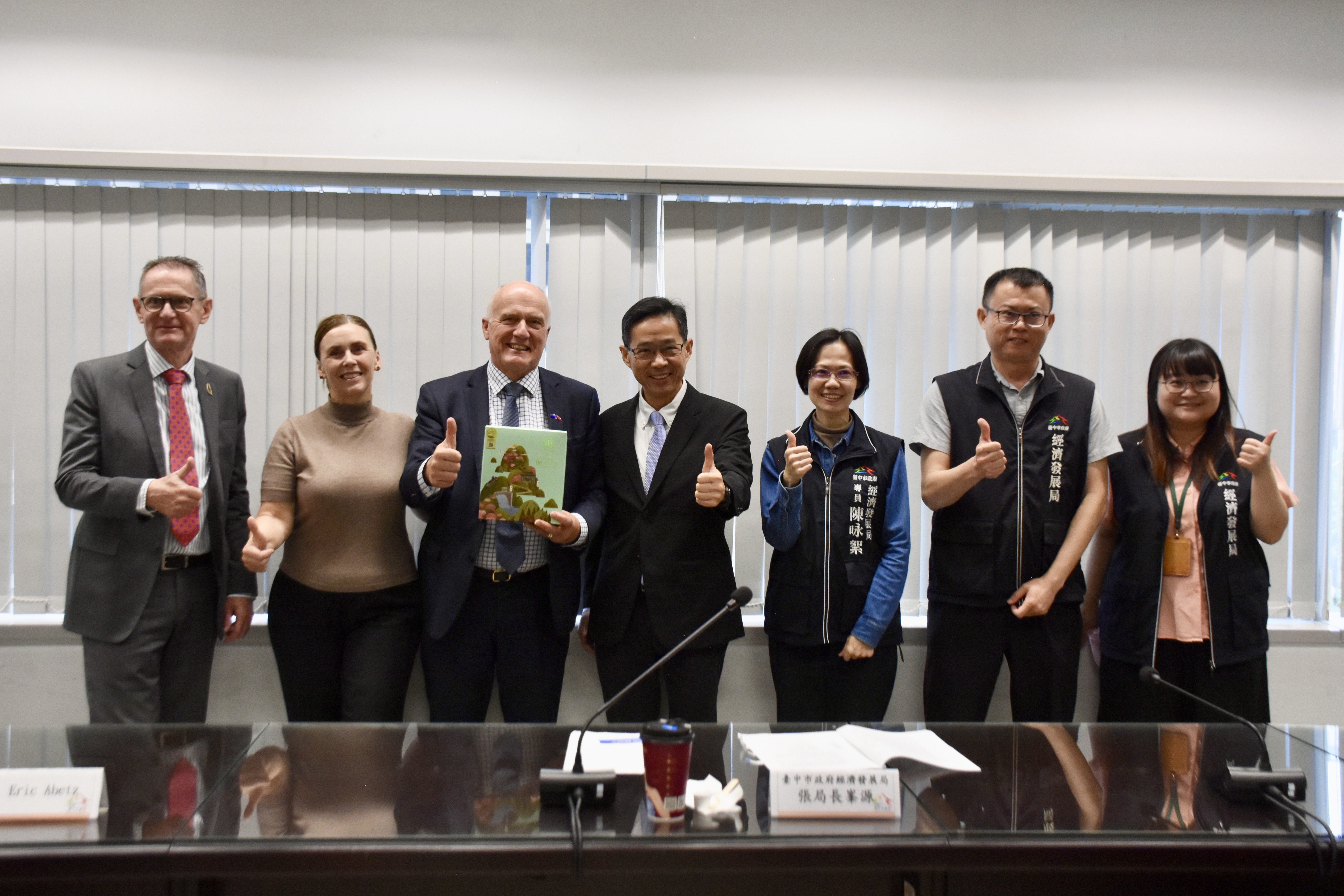 澳洲塔斯馬尼亞財政廳長率團訪中市取經　聚焦精密機械與綠能合作契機