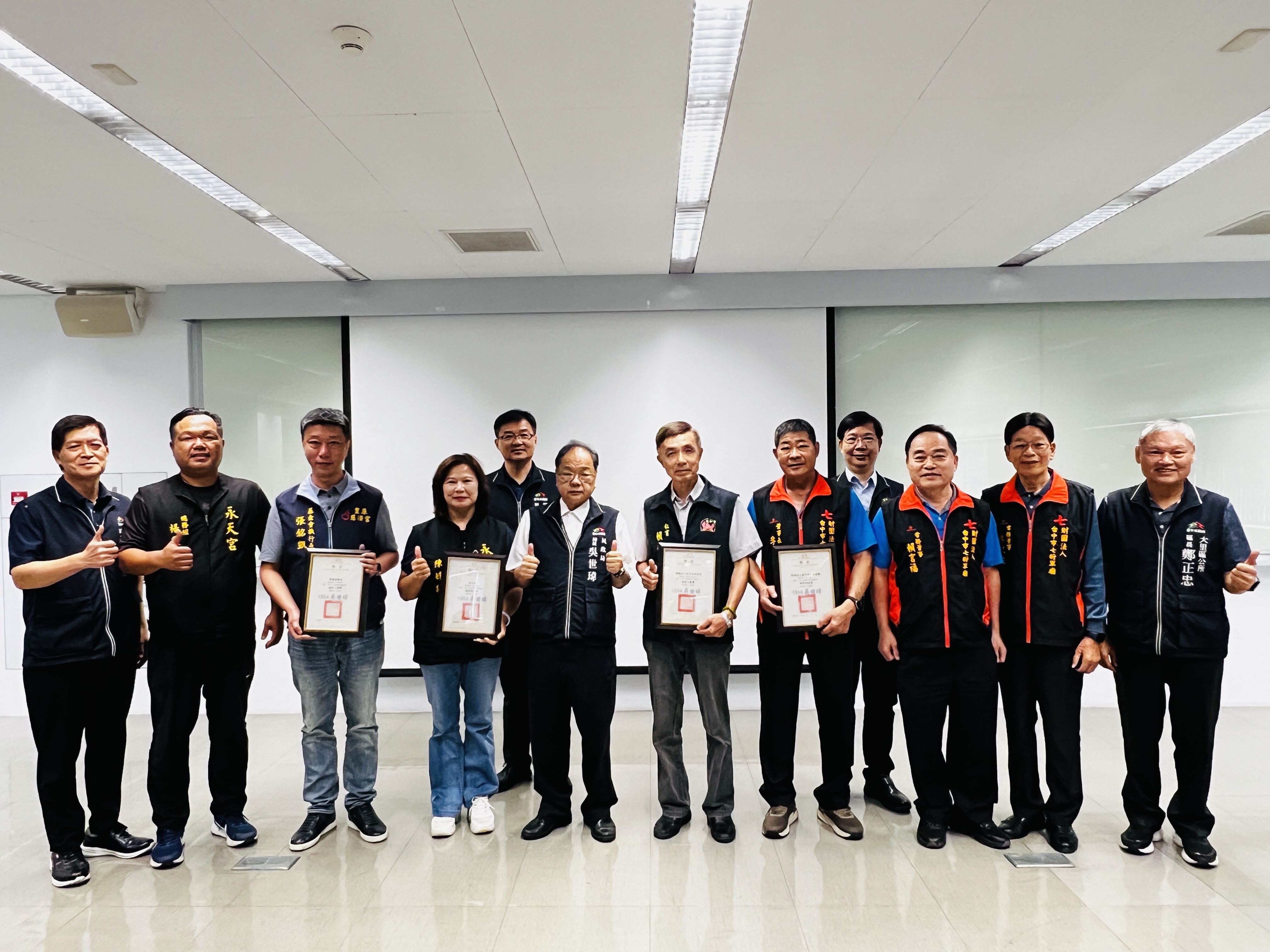 國際設計大獎加持！ 中台灣燈會「幸福祈願村」再揭四大獎　四大宮廟花燈拚創意、比人氣