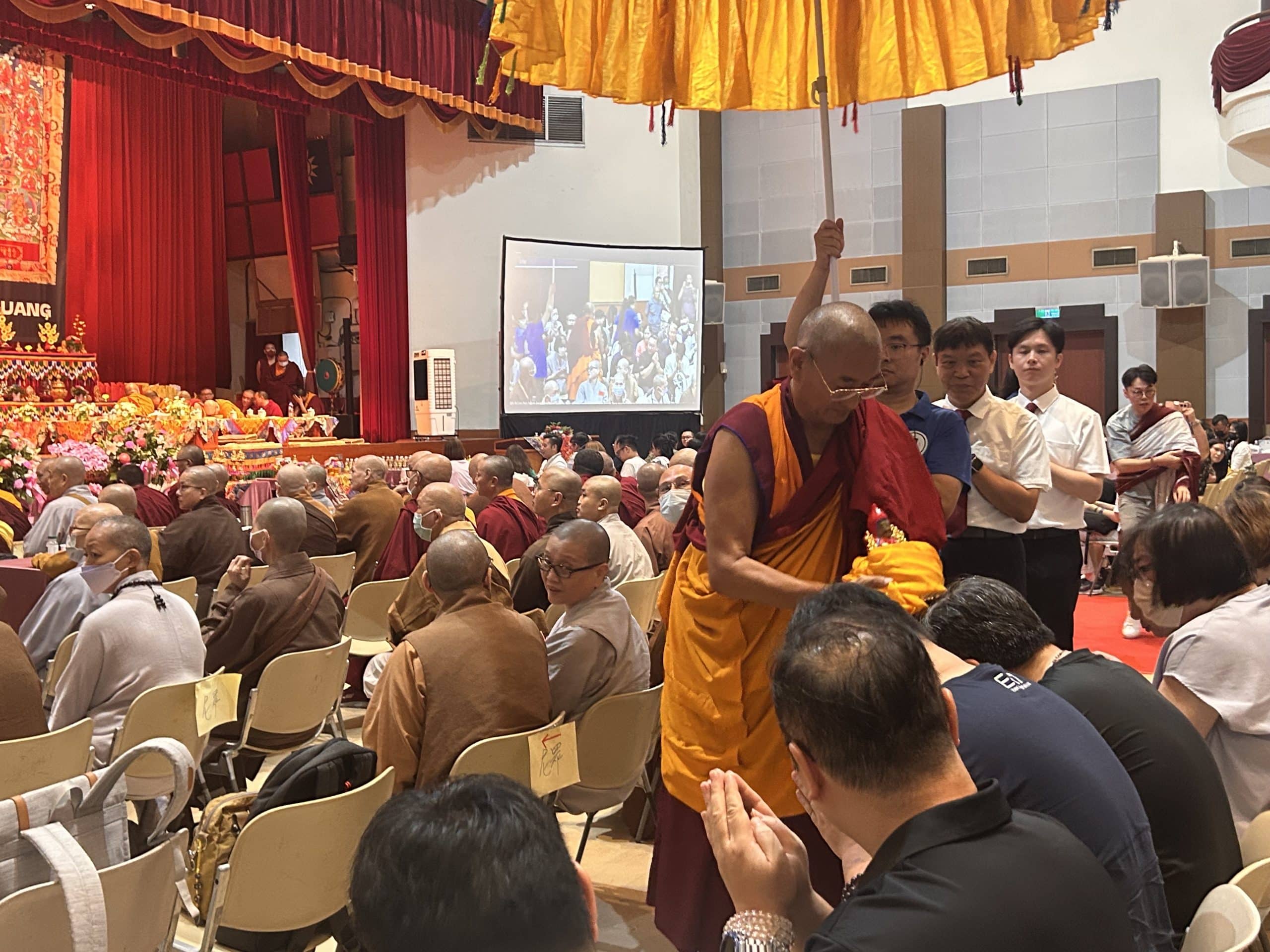 嘉察法王7月31日劍潭啟建三日大法會  時輪三本尊灌頂、800年的篤布巴聖像加持　