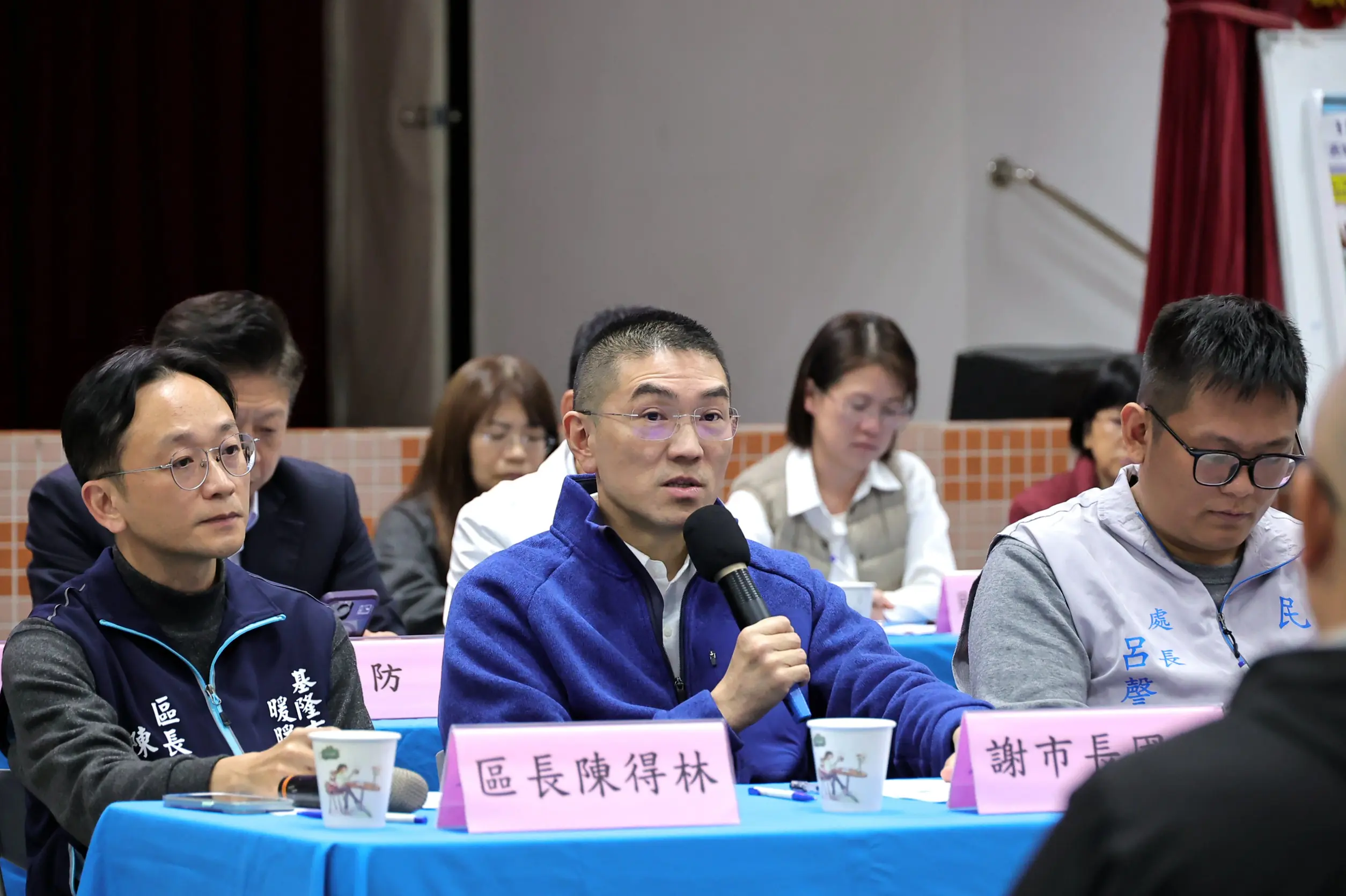 基隆公民座談走入暖暖 謝國樑率局處主管面對面回應在地需求 基隆公民座談走入暖暖 謝國樑率局處主管面對面回應在地需求