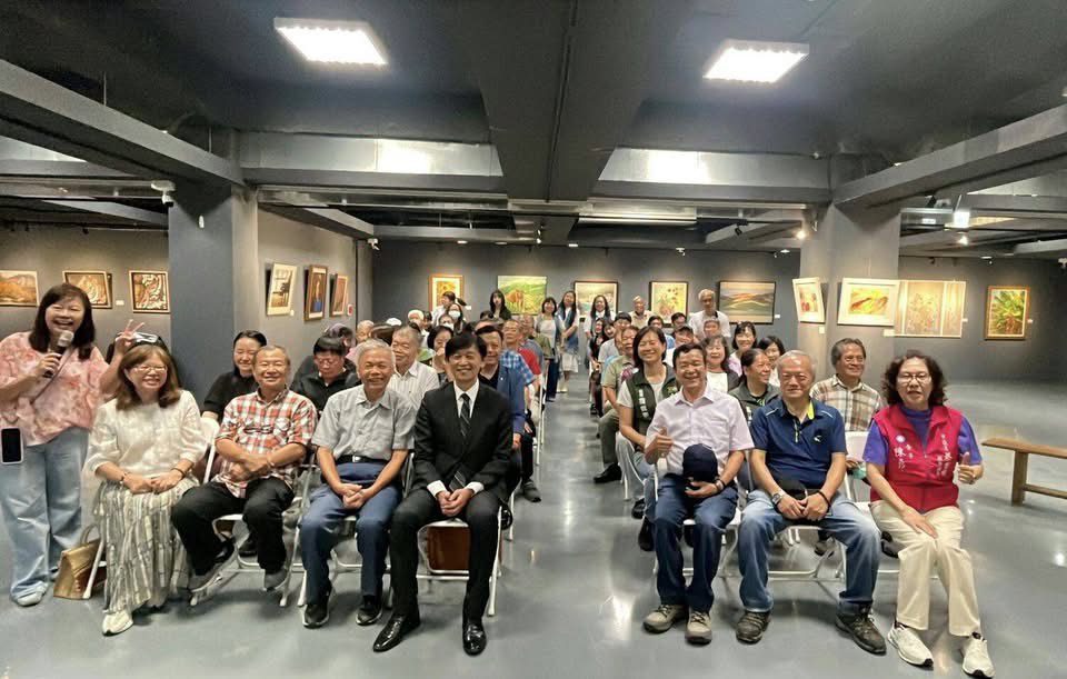 新營美術學會年度聯展登場 葉澤山 陳宏田肯定在地藝術扎根