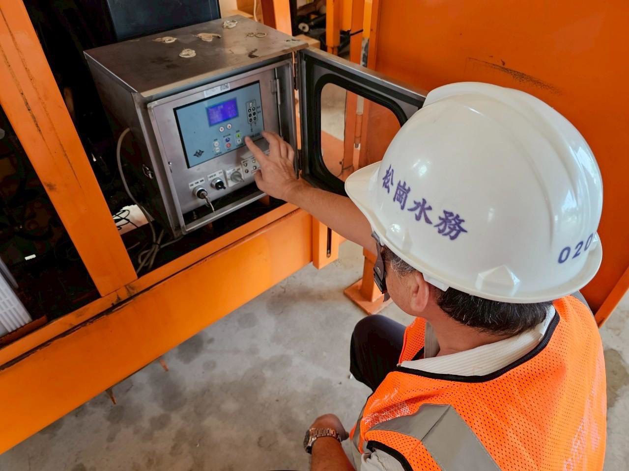 丹娜絲颱風來勢洶洶！　中市水利局大型抽水機提前部署 加強戒備