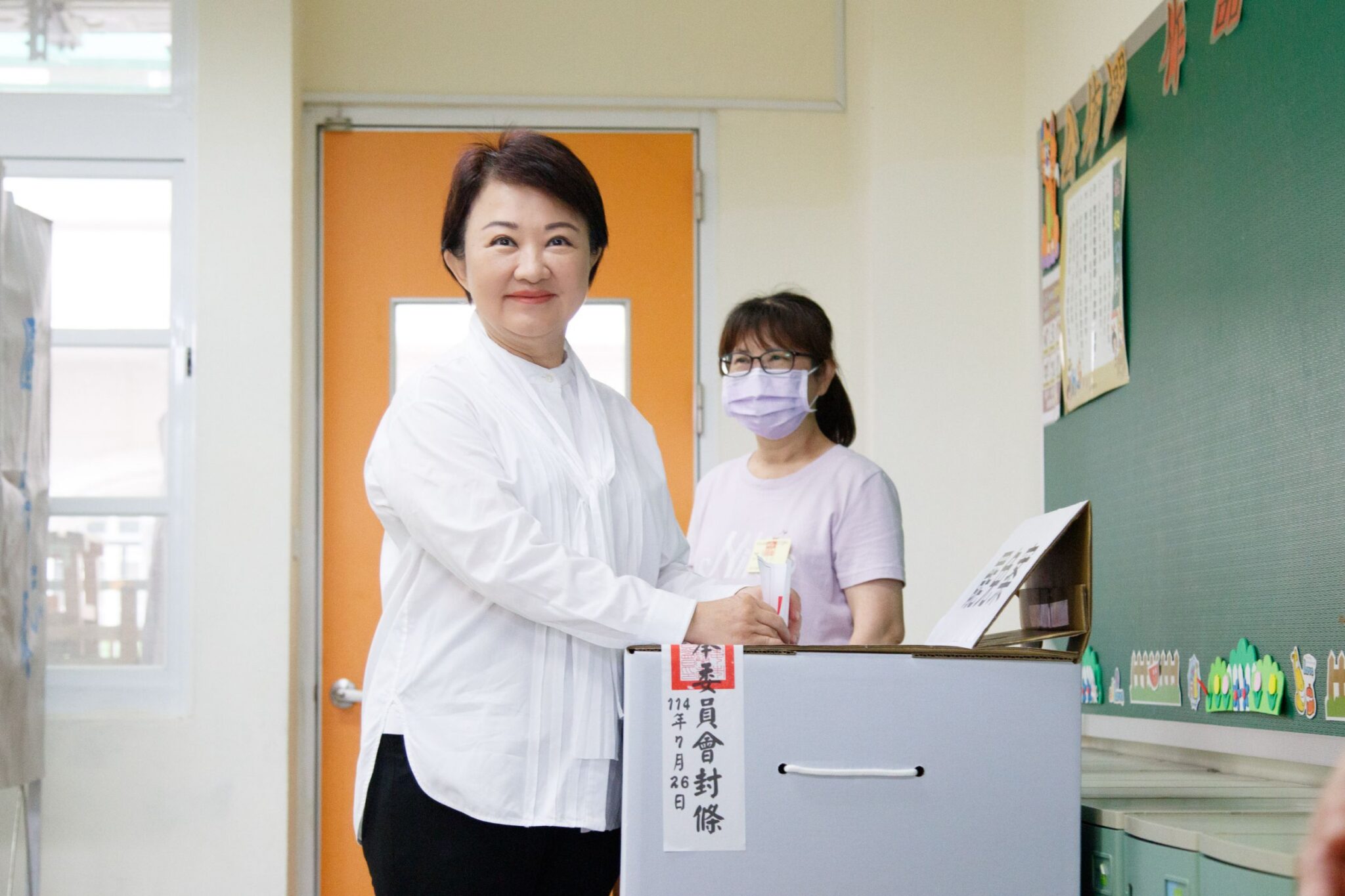 台中市第4、5、6選區罷免案投票今登場　盧市長赴健行國小投票