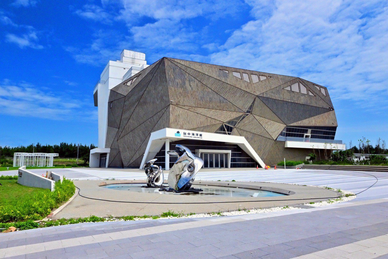 眾所期盼 「台中海洋館」8/21開館營運！　觀旅局長：整合海線景點、形塑觀光帶