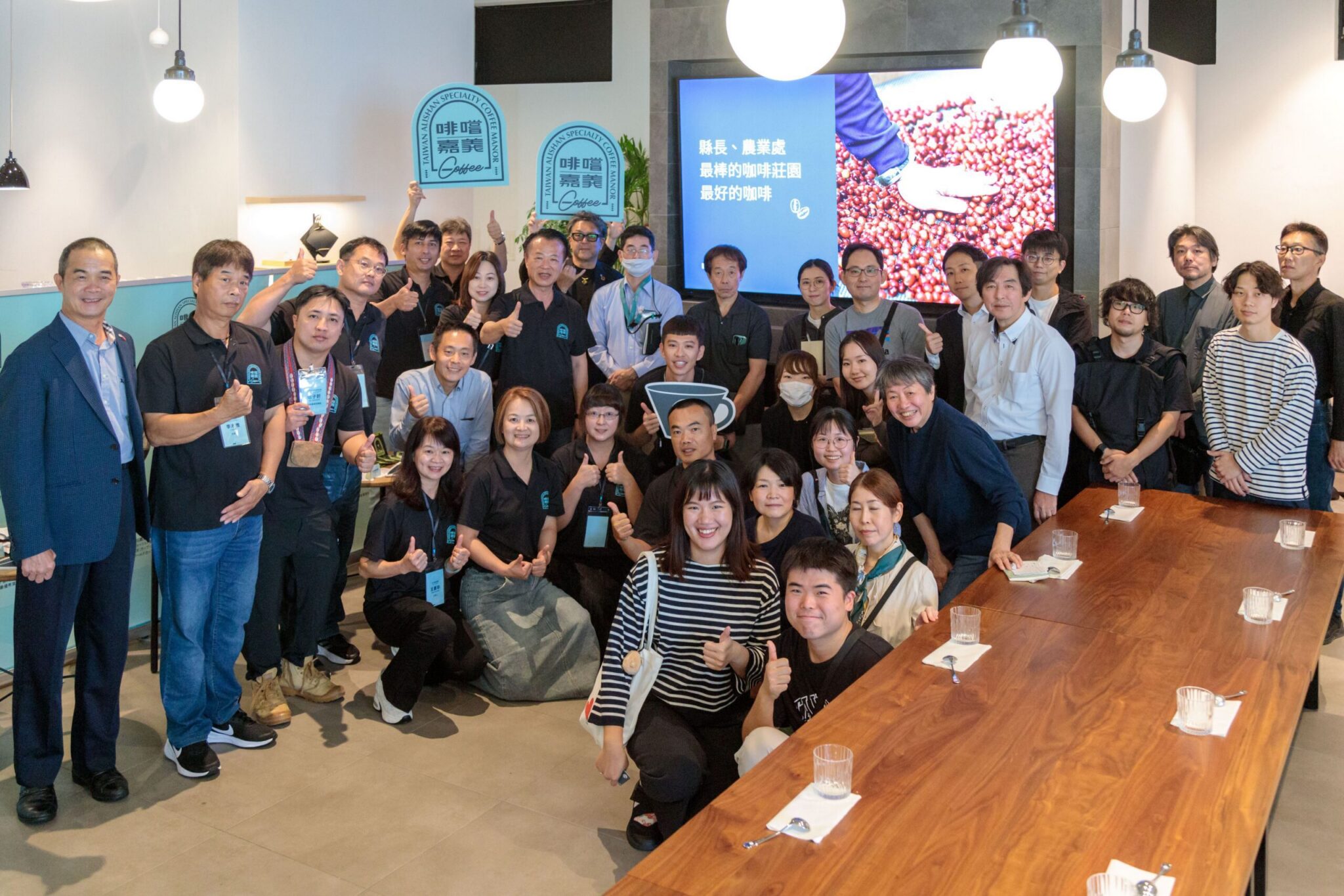 「啡嚐嘉義」專業杯測媒合會　精品咖啡直送大阪現沖　強化商業媒合成效