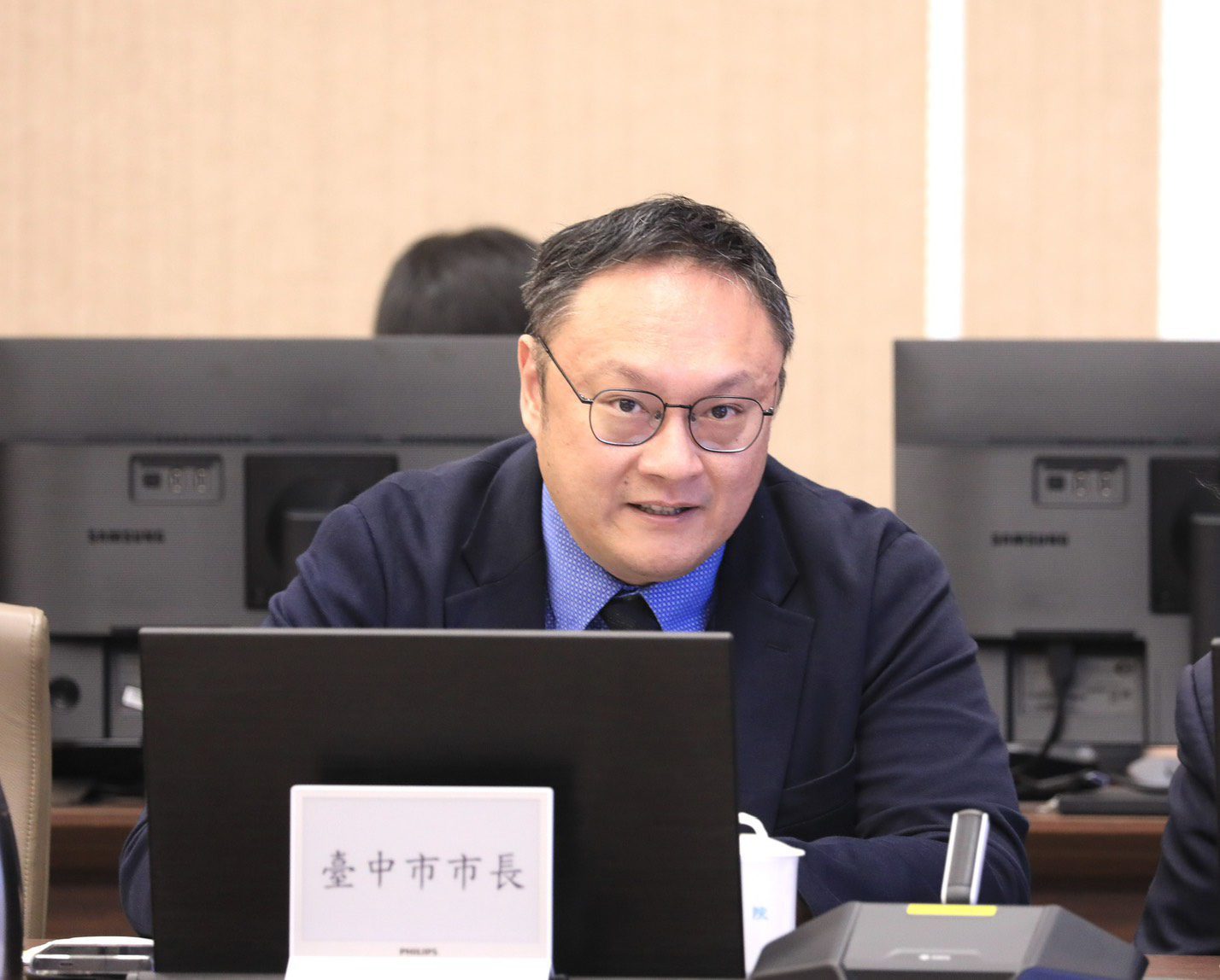 反映地方心聲!盧市長議會備詢心繫關稅衝擊 指派鄭副市長赴院會提8縣市聯合聲明:盼攜手度過難關 反映地方心聲!盧市長議會備詢心繫關稅衝擊 指派鄭副市長赴院會提8縣市聯合聲明:盼攜手度過難關