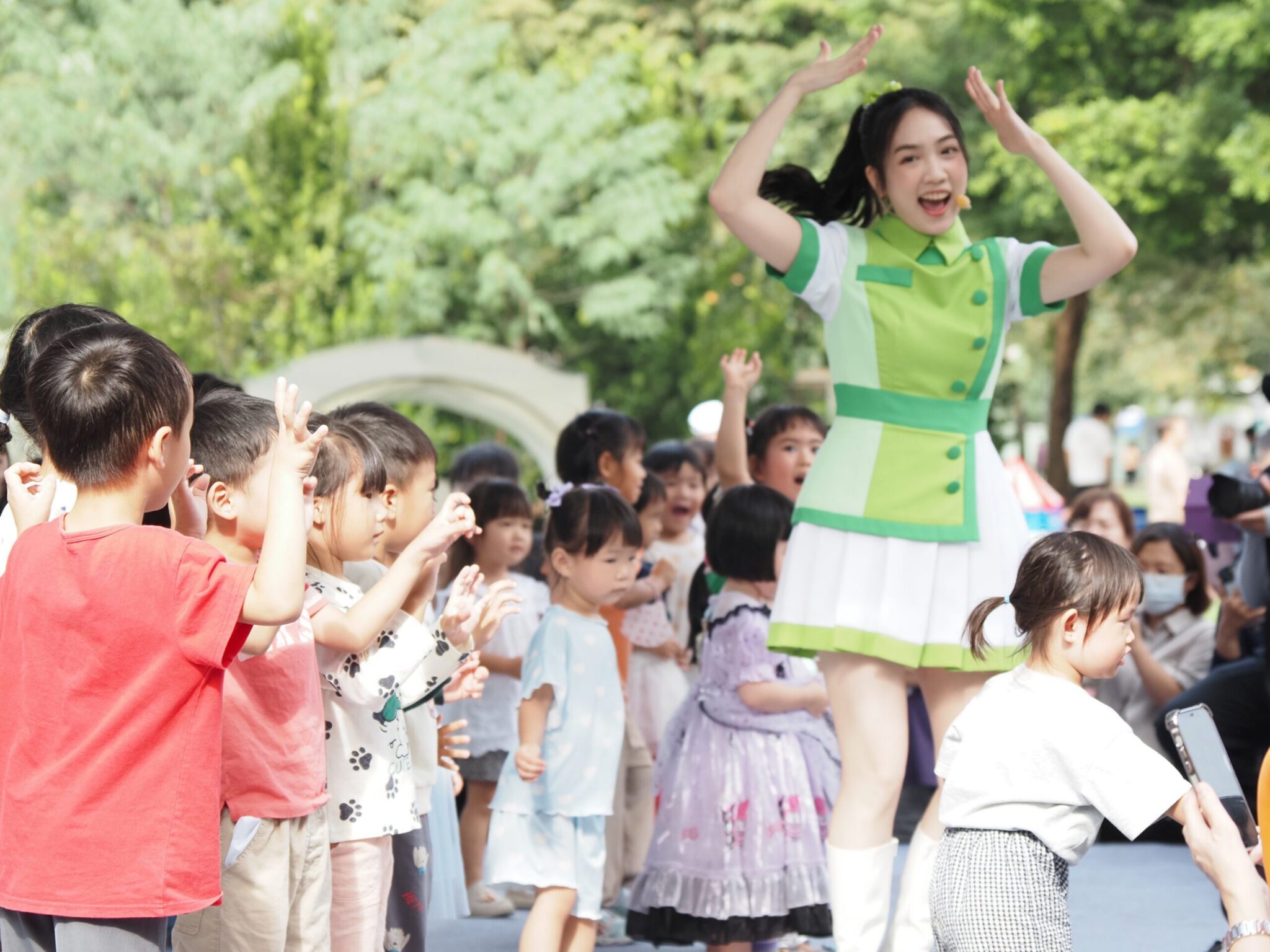 書香漫步綠草間　中市北屯區市民野餐日溫馨登場！