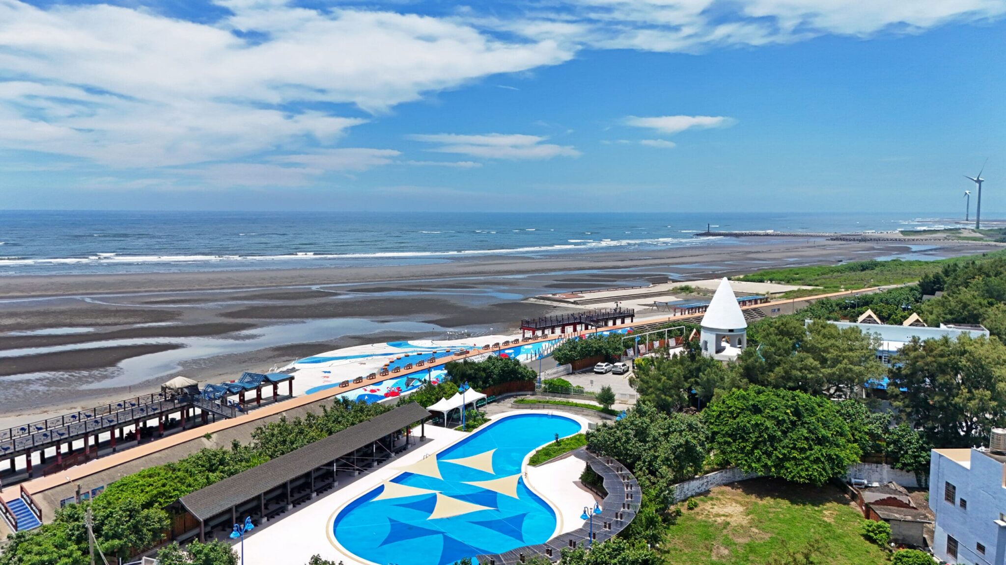 大安濱海「向海那漾」豪華露營專案好評加開！　「秋冬漫遊季」優惠延長至2026