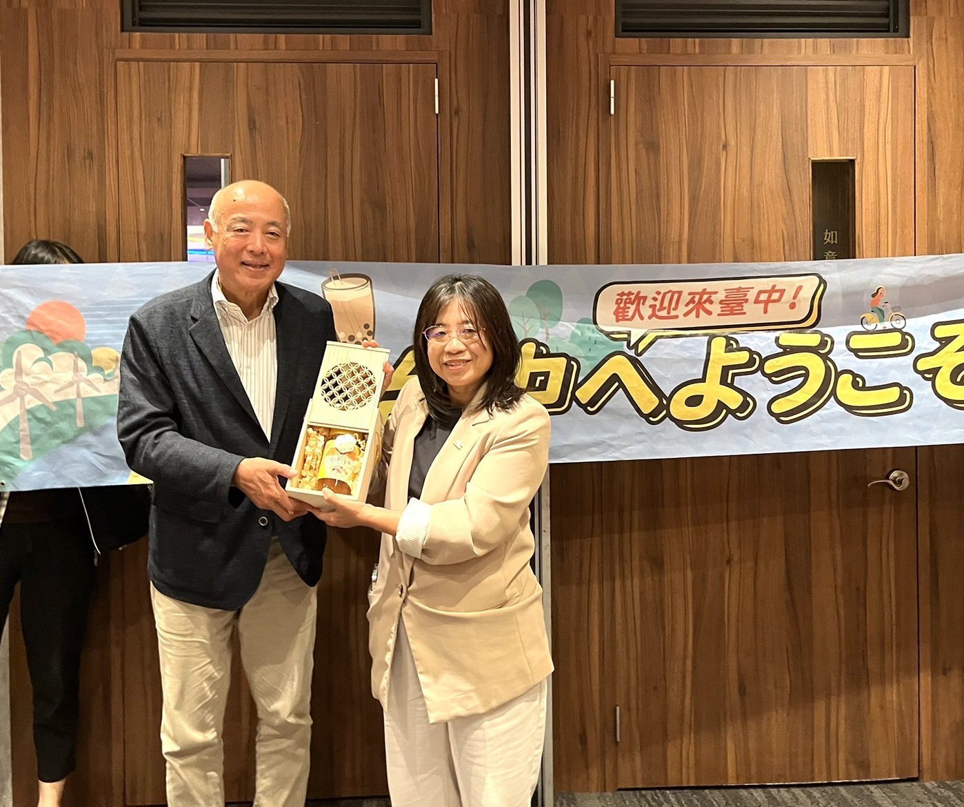 觀旅局拓展台中機場國際航線　邀日本高松機場代表打卡最夯景點