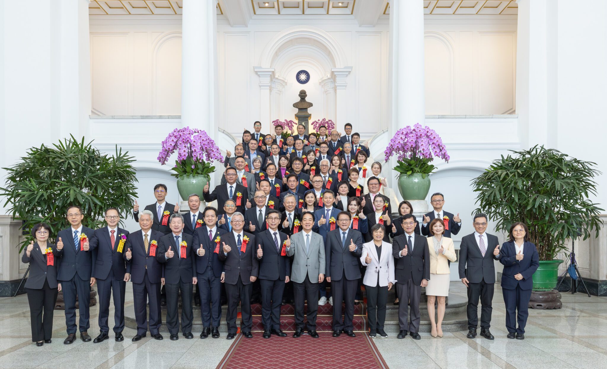 中市建設局兩項工程榮獲國家建築金質獎 獲總統接見表揚 中市建設局兩項工程榮獲國家建築金質獎 獲總統接見表揚