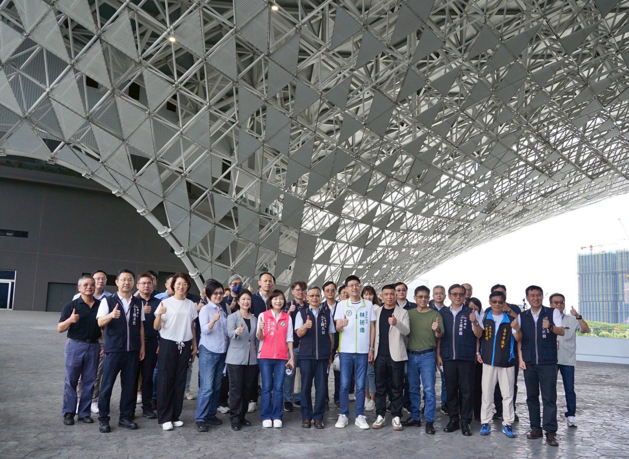 中市議會見證水湳重大建設成果！　都建水委員會實地參訪綠美圖、國際會展中心