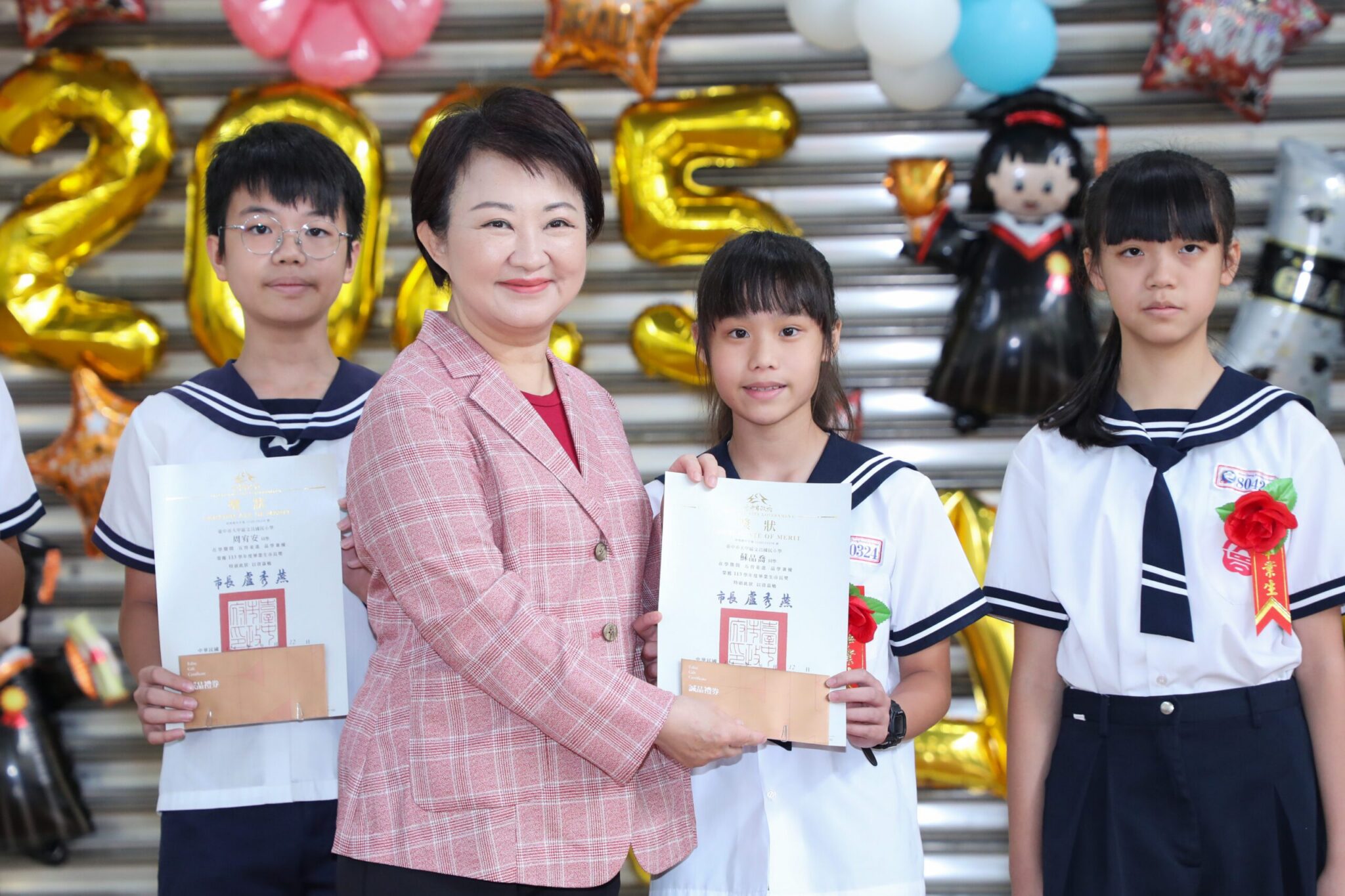 給孩子最好的校慶禮物！文昌國小校慶暨畢典開箱全新禮堂　盧市長見證祝賀：彌補百年來遺憾