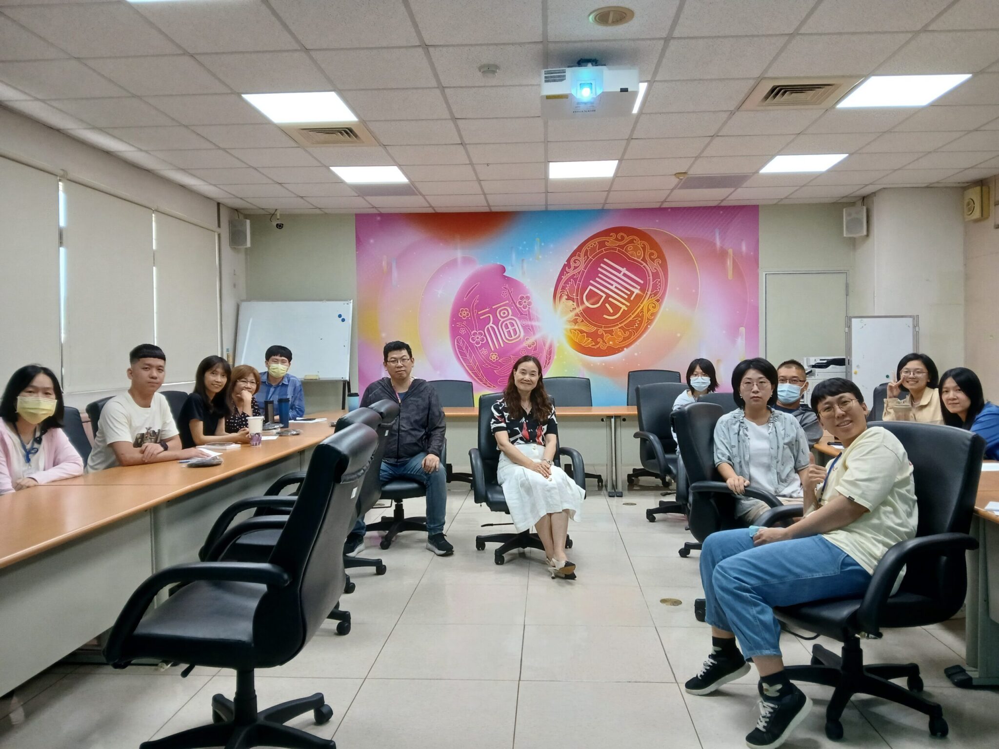 中市客委會響應月經平權　成立「紅色恩典溫馨小站」打造性別友善職場