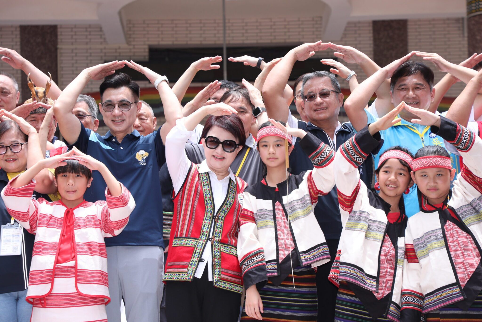 致力偏鄉教育！　盧市長抵博屋瑪國小感動見證成果：兌現「和平區9校全訪視」承諾