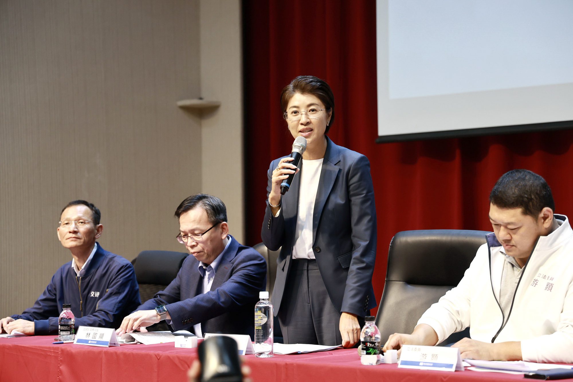 立院交通委員會蒞投縣府考察 縣府爭取中央經費補助 立院交通委員會蒞投縣府考察 縣府爭取中央經費補助