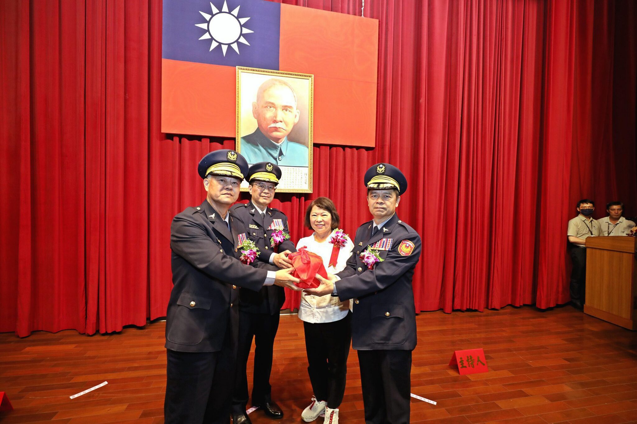 嘉市警局新局長陳明志上任　黃敏惠盼延續治安佳績、打造宜居城市