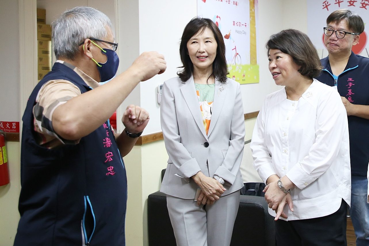 嘉市府攜手全聯與王李基金會送暖　捐70萬物資助嘉義災後重建與弱勢家庭