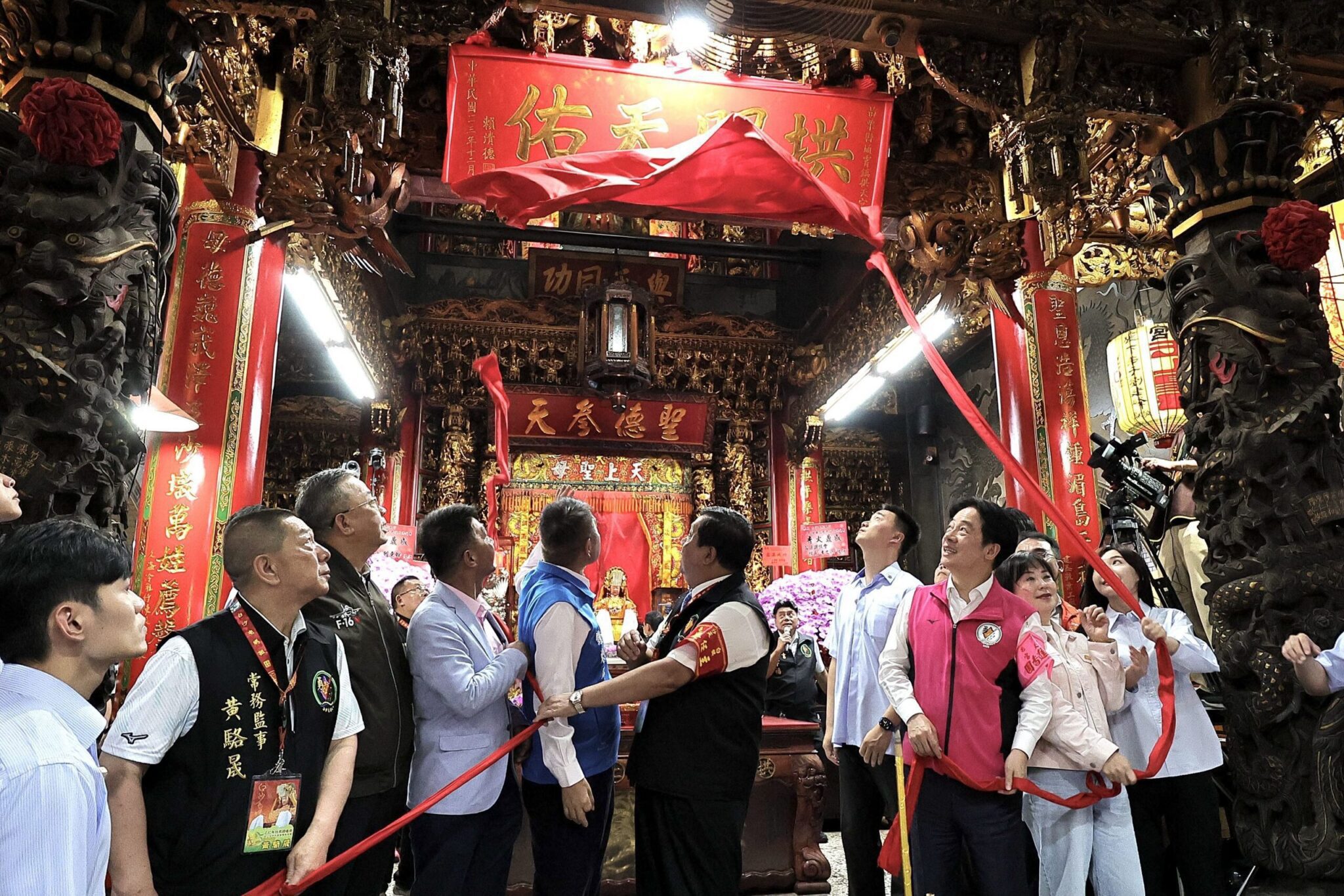 白沙屯媽祖徒步進香啟程　賴清德總統參拜致贈匾額