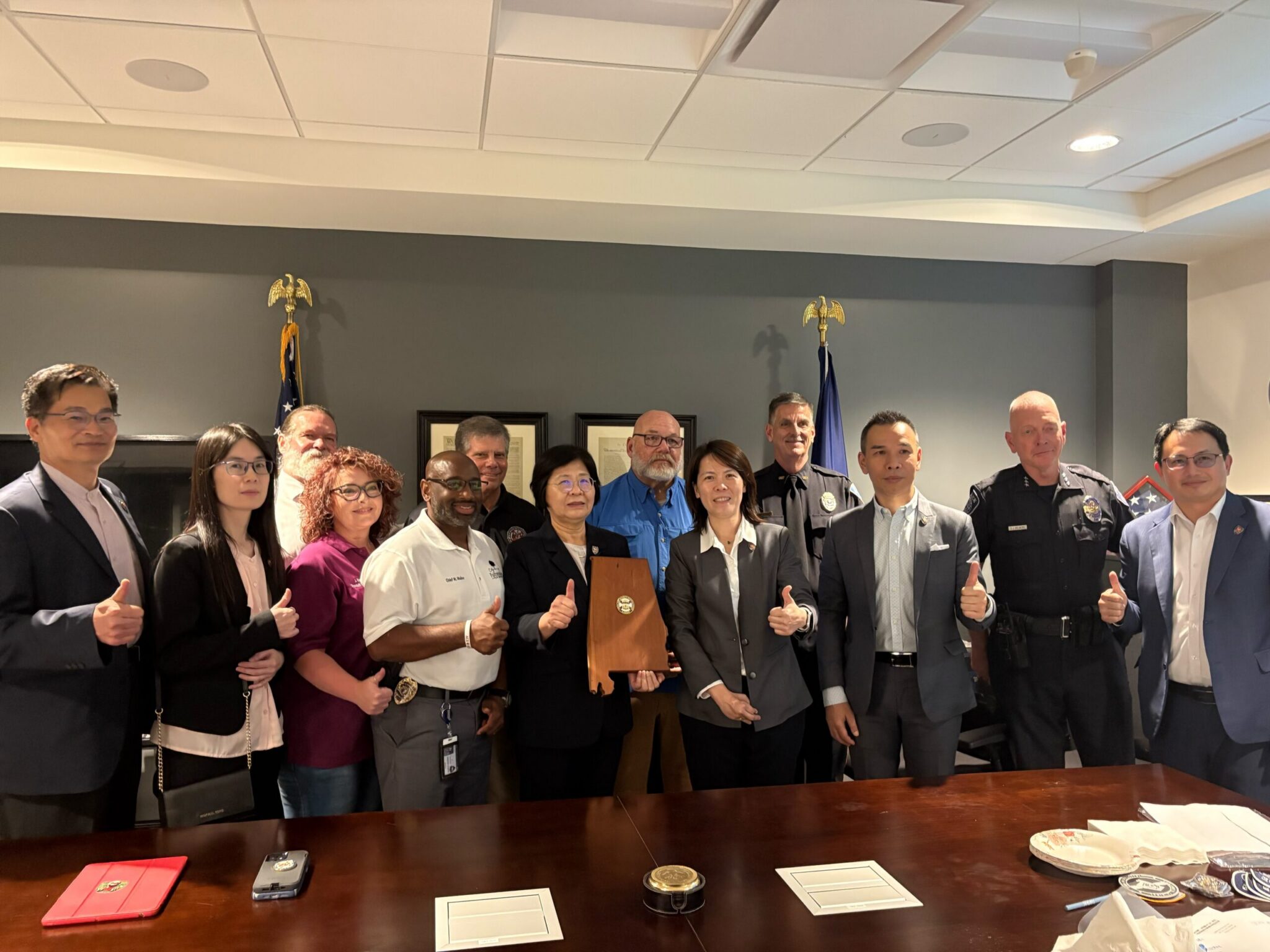 台灣世警消代表團赴美國土安全局 交流經驗增進情誼