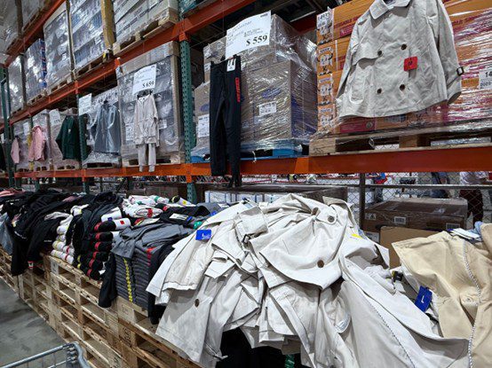 會員讚翻：好市多外套超耐穿　「看到就買」以免後悔