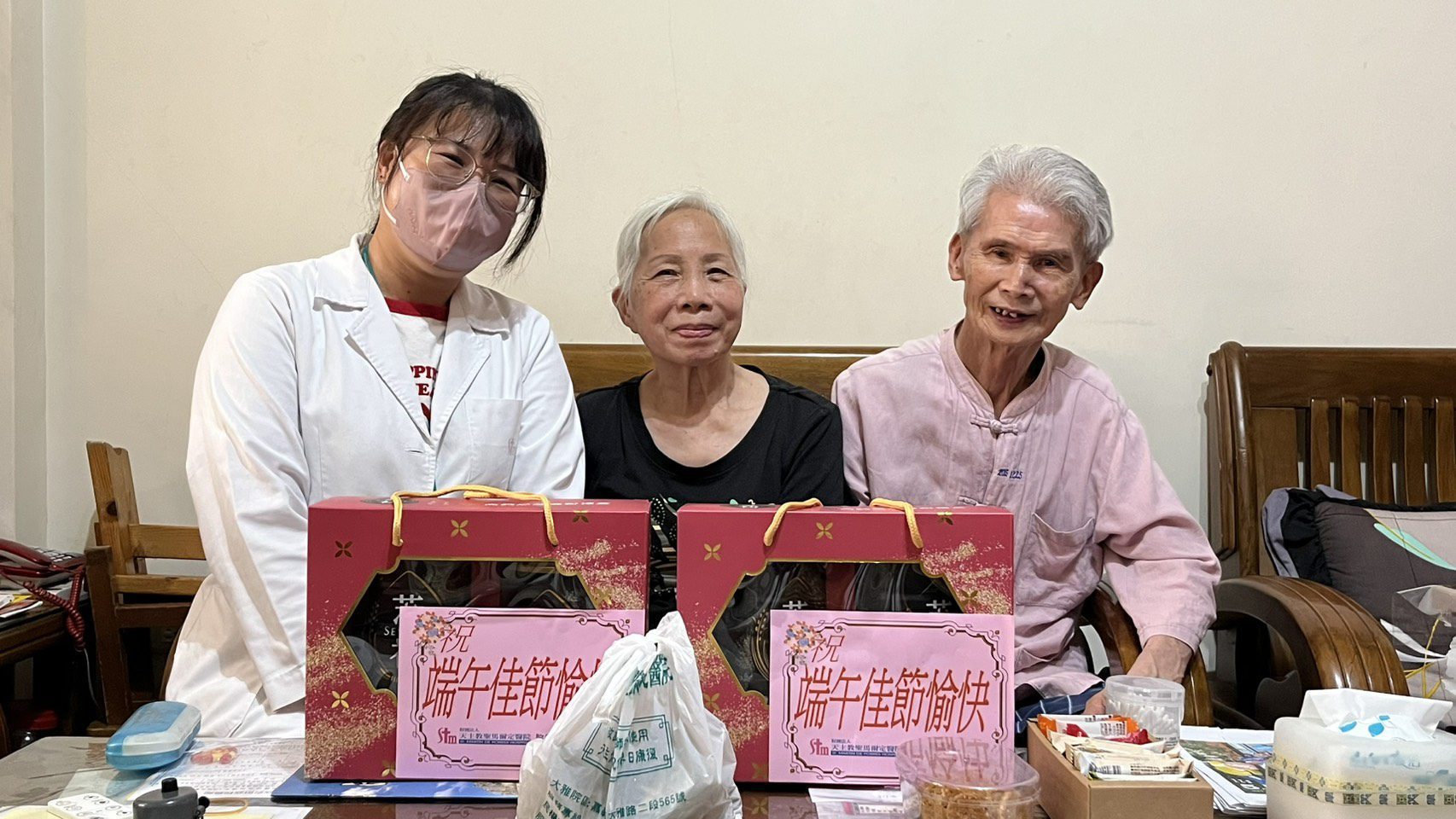 關懷獨居長輩　聖馬爾定提粽祝賀端午佳節