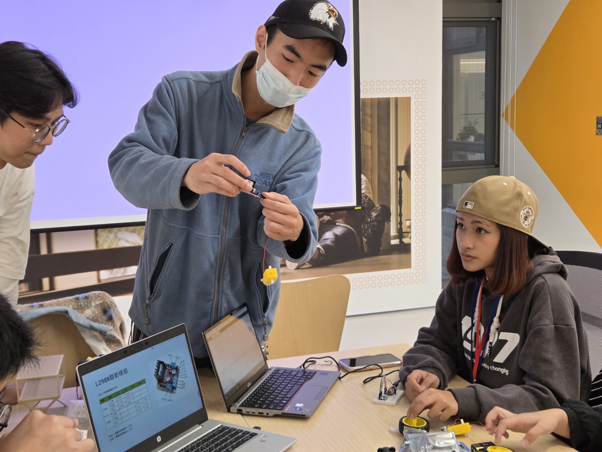 達發科普學堂邁第三屆 攜手東華、台大前進花蓮 助偏鄉學子探索科技 達發科普學堂邁第三屆 攜手東華、台大前進花蓮 助偏鄉學子探索科技