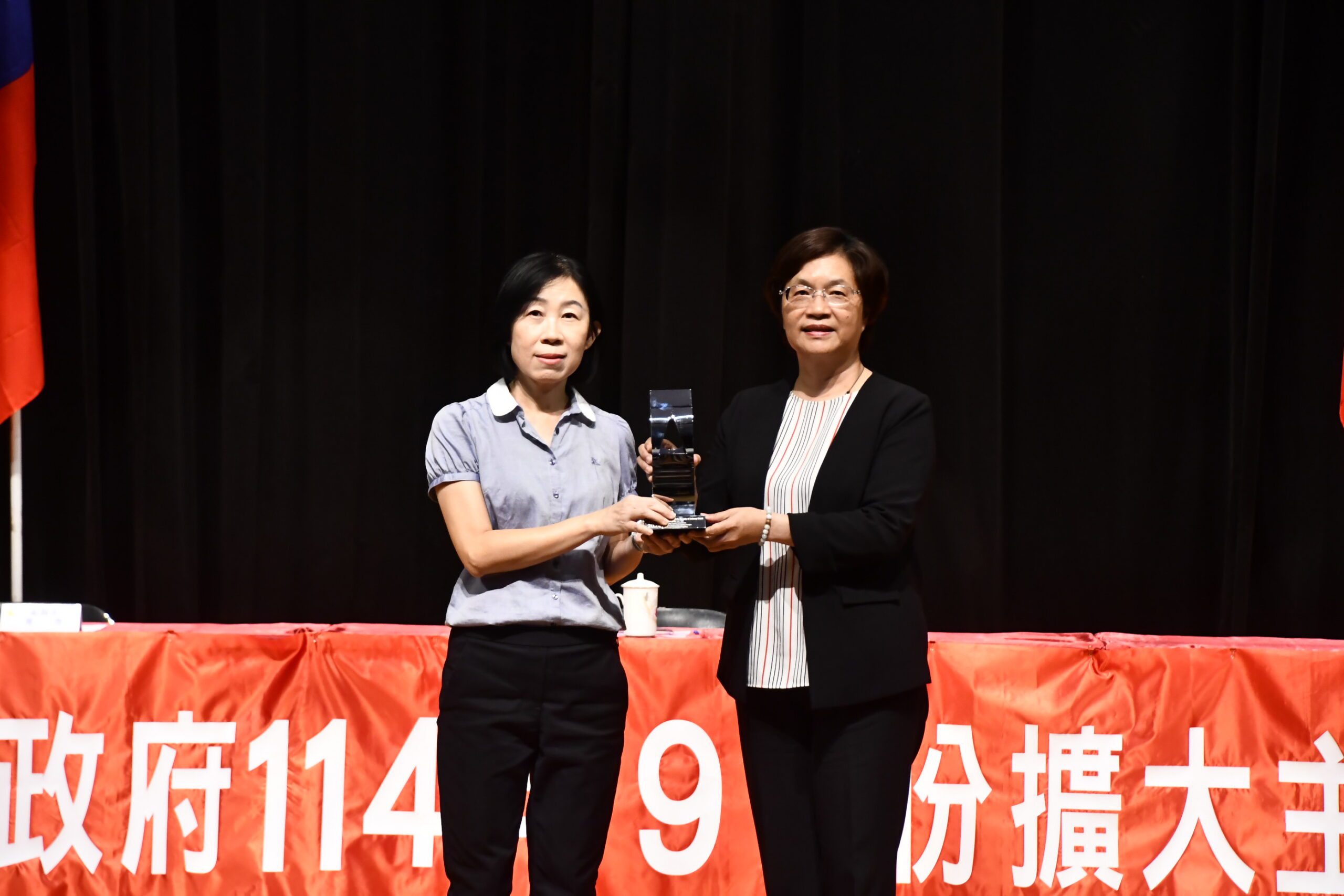 「鹿港光影躍國際、大佛綠意共榮耀」 鹿港溪光環境、小鎮光影藝術節及大佛綠地森呼吸營造　共榮獲8項國內外大獎殊榮