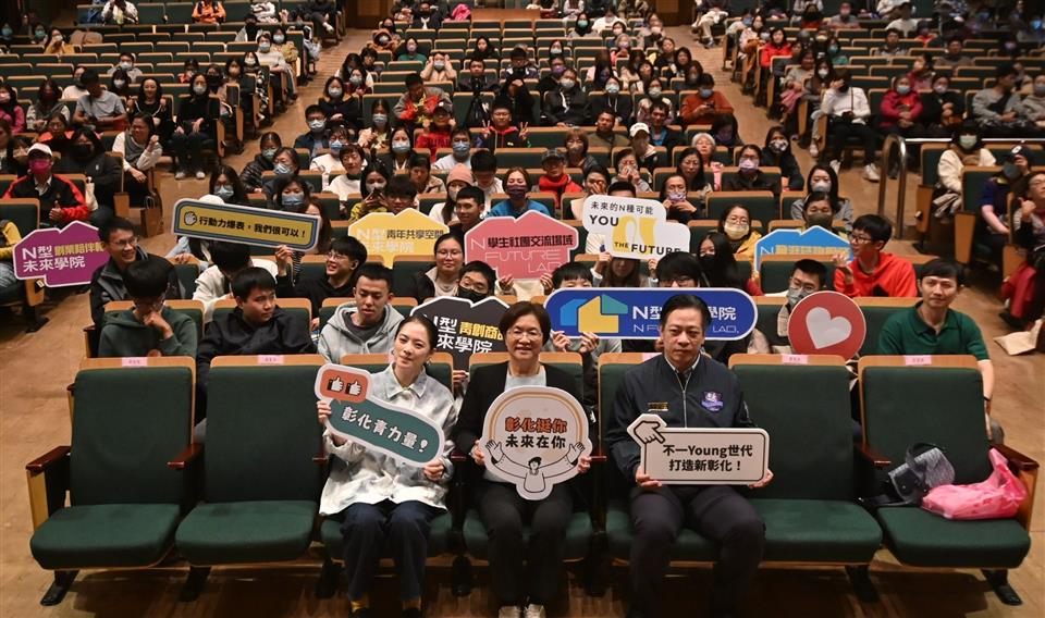 影后高伊玲現身彰化 分享「角色之外的人生劇本」 鼓勵青年勇敢築夢 影后高伊玲現身彰化 分享「角色之外的人生劇本」 鼓勵青年勇敢築夢