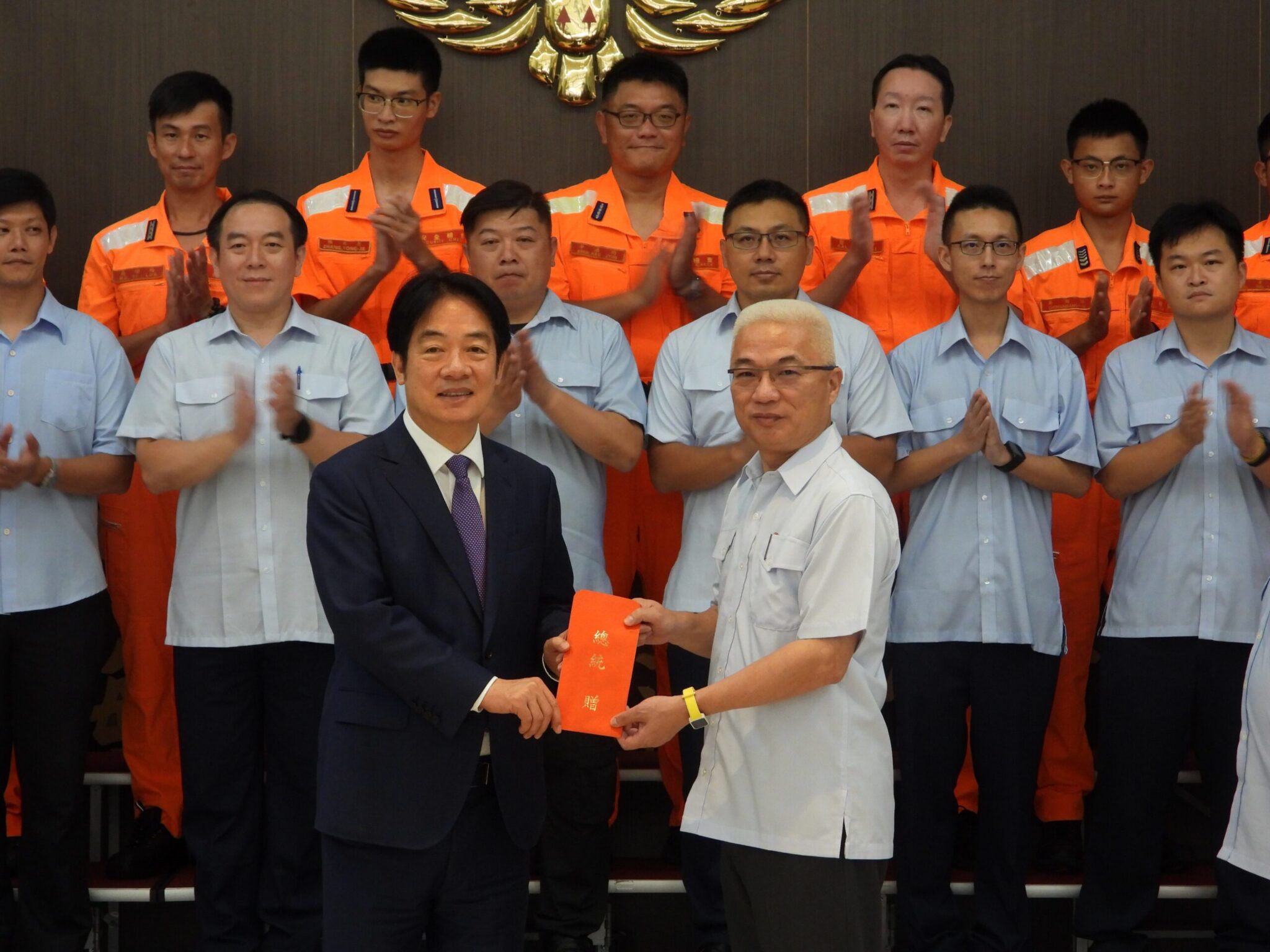 總統端節勗勉海巡辛勞 力挺爭取特別預算提升科技裝備 總統端節勗勉海巡辛勞 力挺爭取特別預算提升科技裝備