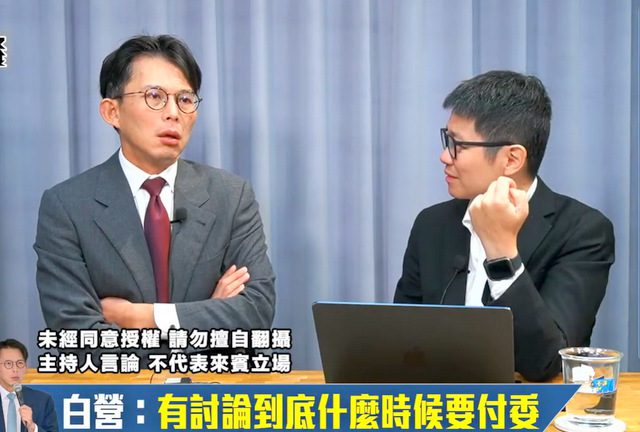 柯文哲曾提議續留立院　黃國昌：今簽辭職書