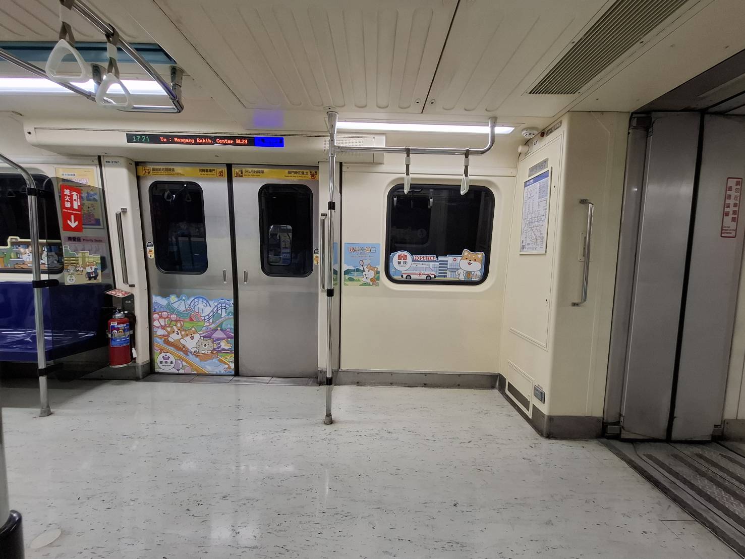 爸媽福音！板南線第六部空間優化列車上線　親子友善區提供更寬敞的嬰兒車空間