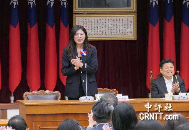 鄭麗文點名謝龍介、柯志恩　南部一定要贏