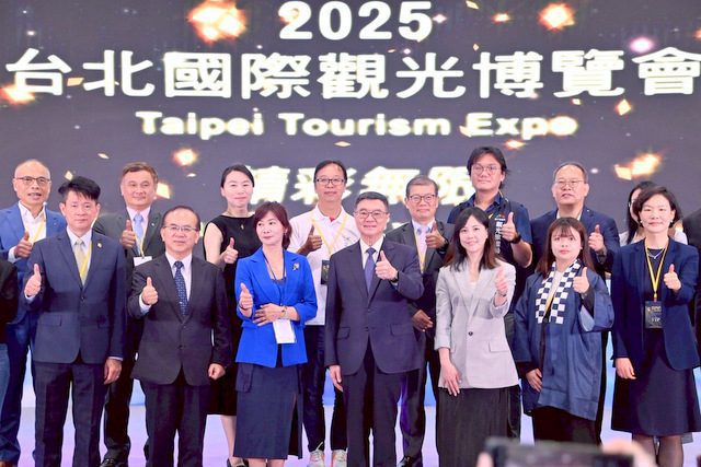 卓榮泰旅展談拼觀光三政策　隻字未提陸客