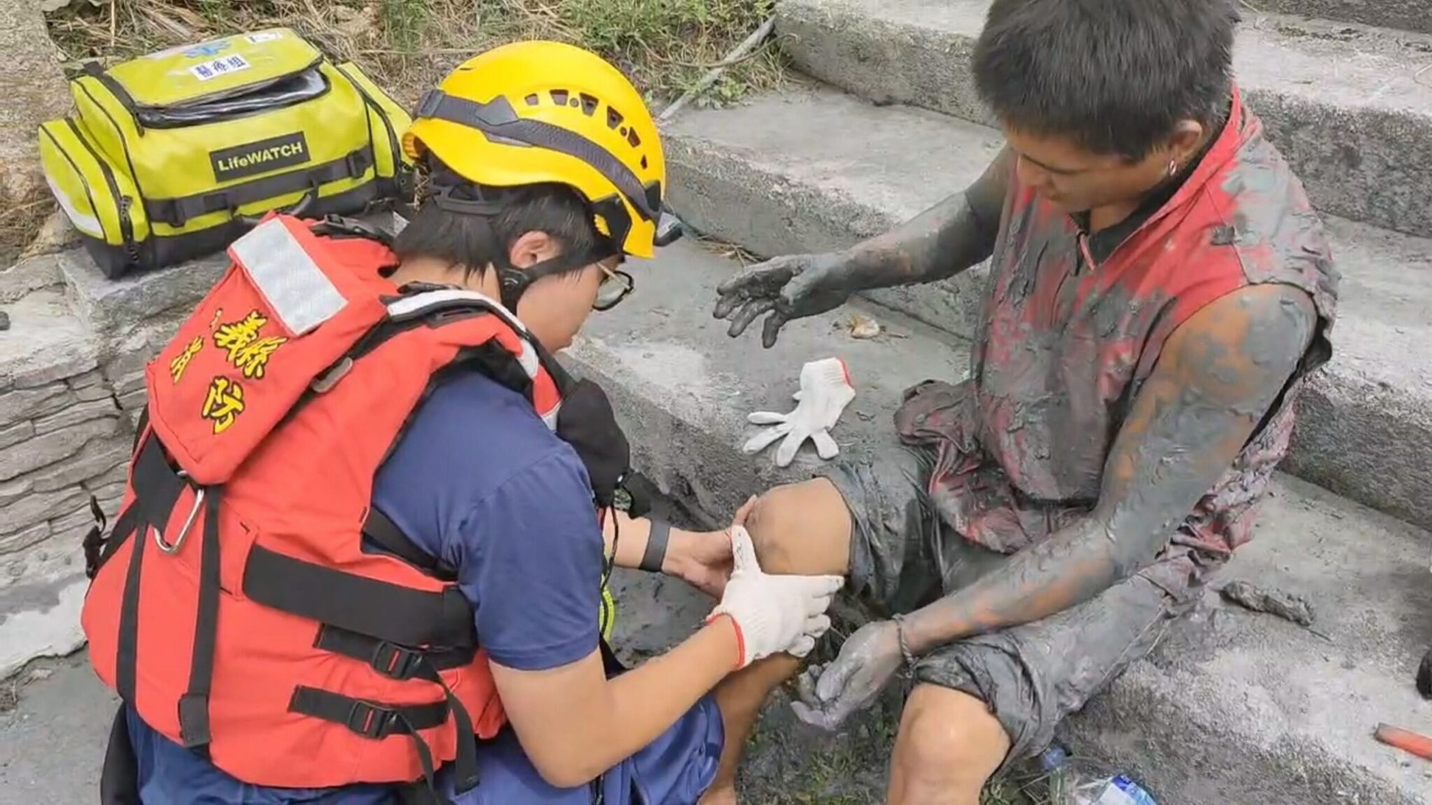 奔赴花蓮堰塞湖災區　嘉基急診醫師黃漢群與特搜隊並肩生死救援