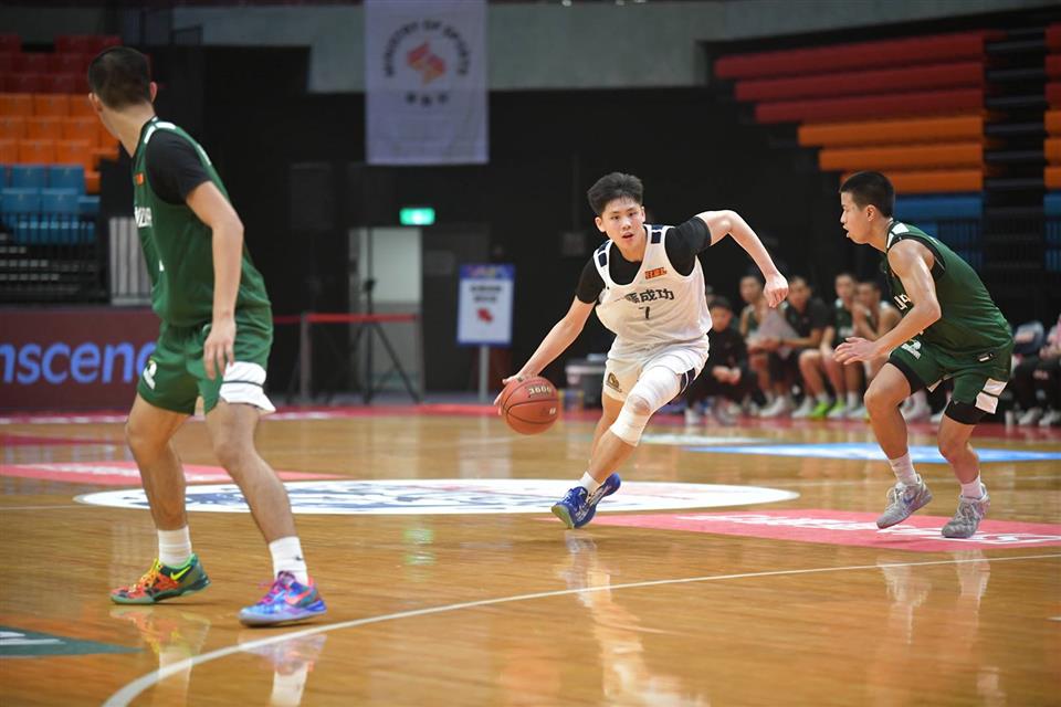 彰化縣成功高中首度挺進HBL八強　彰化基層籃球再創高峰　四強戰台北見