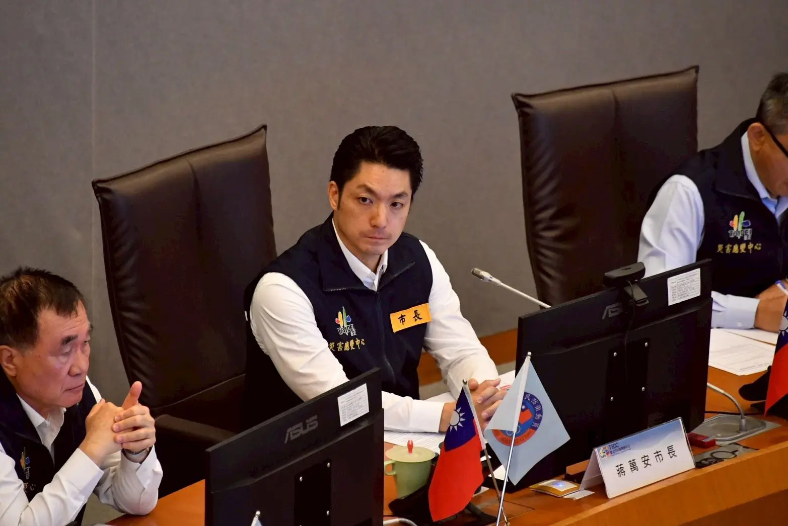 鳳凰颱風、東北季風共襲　北市山區陣風恐達12級　蔣萬安指示全面防颱