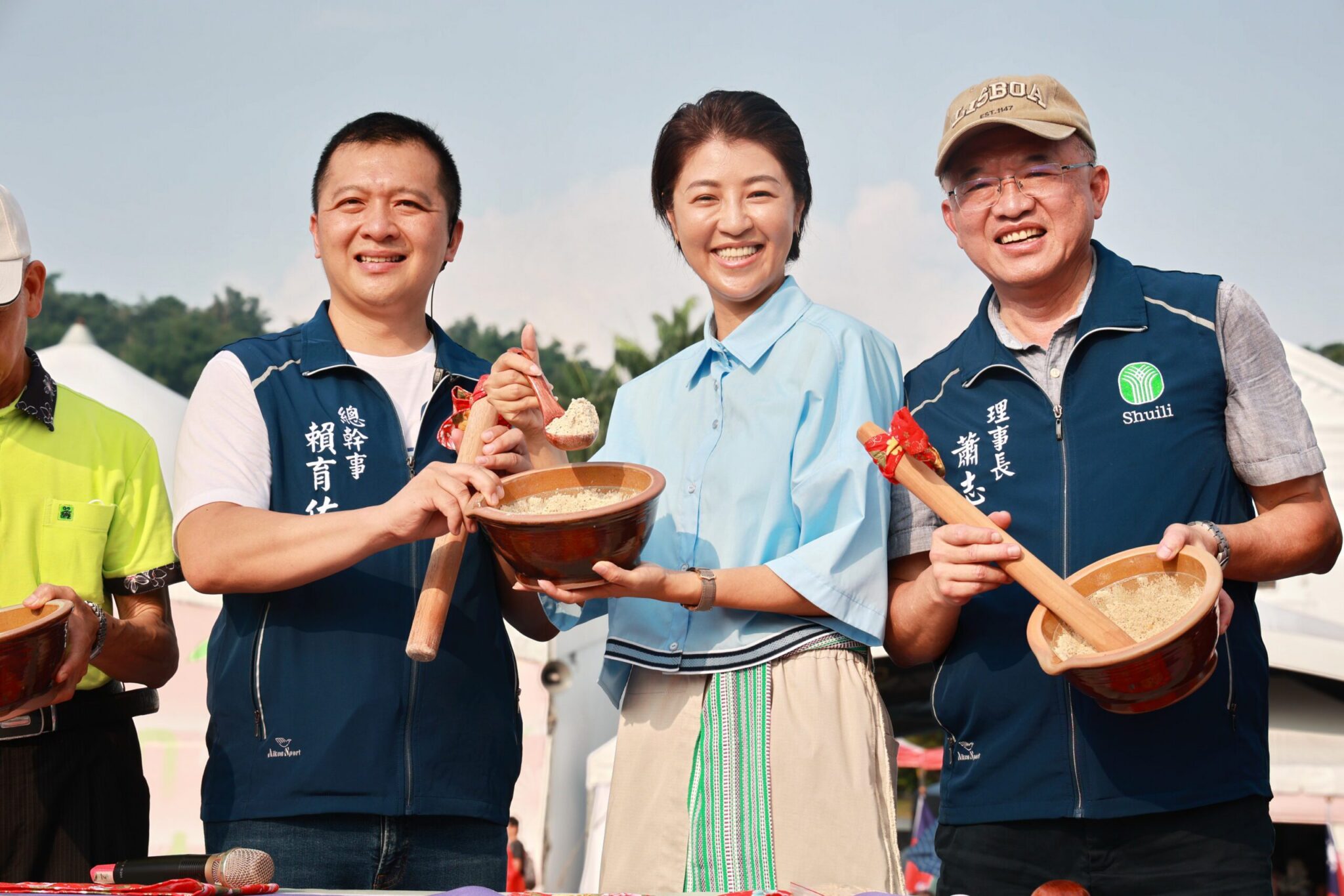 慶祝國慶　南投千人擂茶香