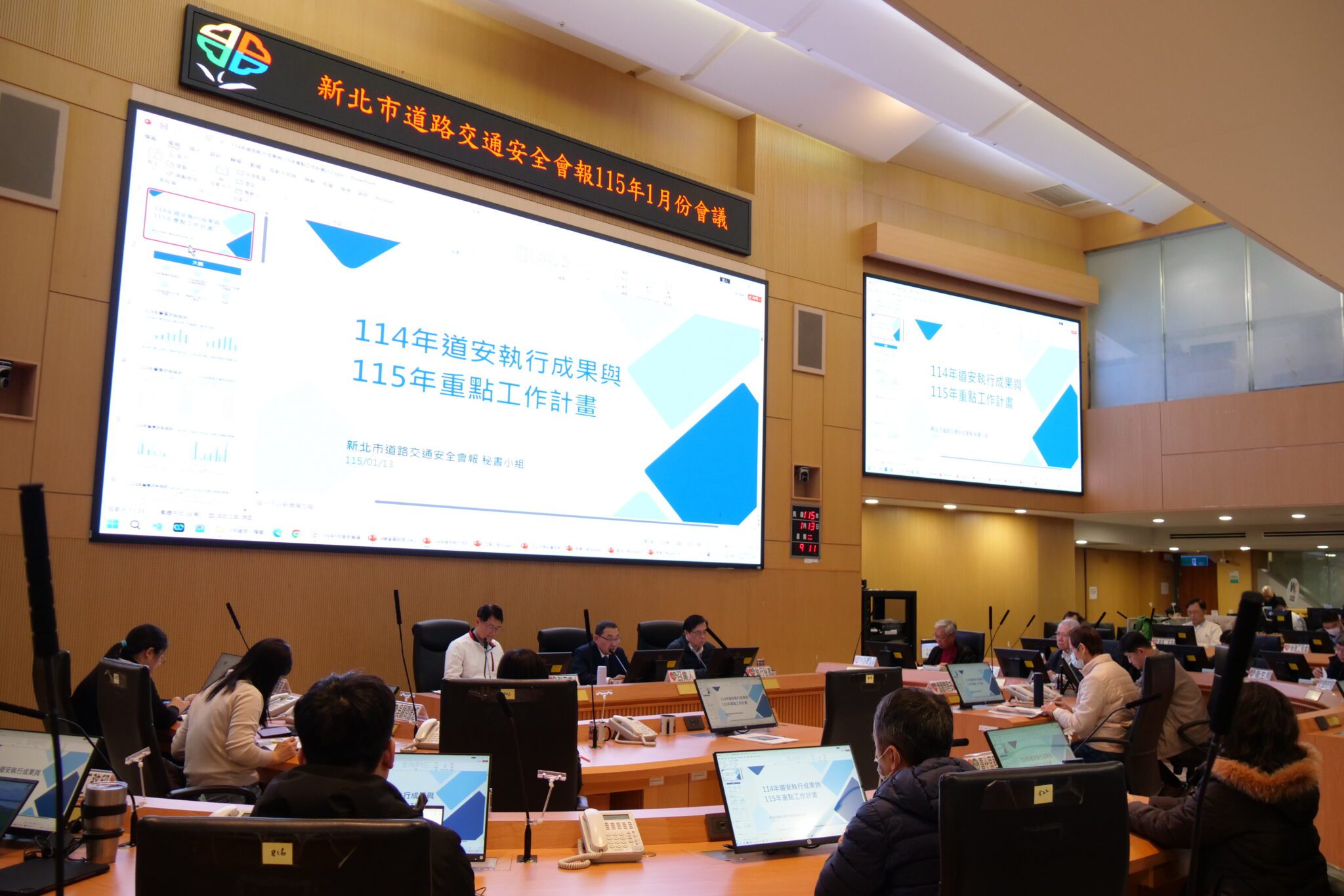 迎向超高齡社會 新北道安全面升級 用心守護行人與長輩安全 迎向超高齡社會 新北道安全面升級 用心守護行人與長輩安全