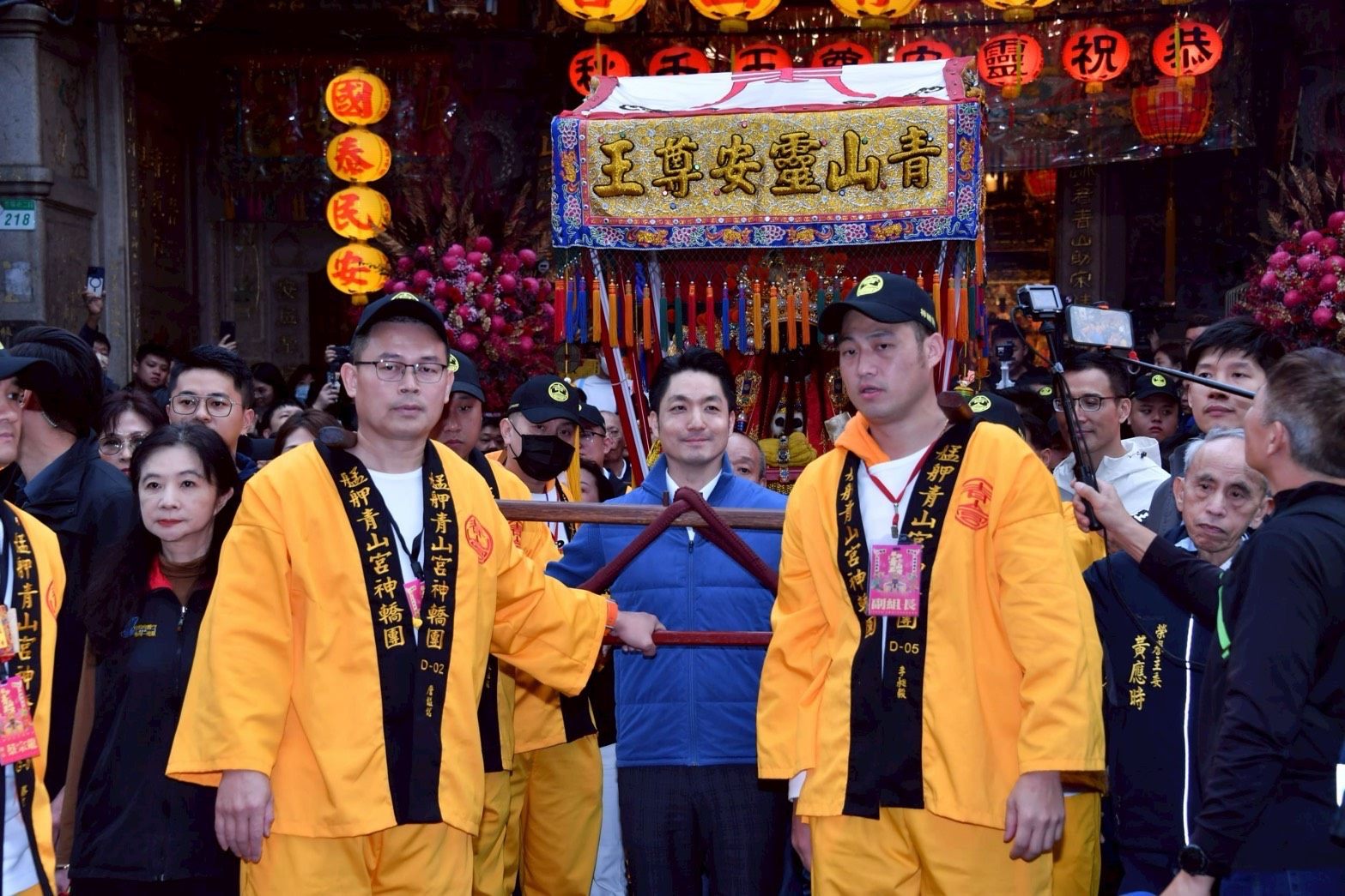 青山王巡察暗訪遶境 蔣萬安邀市民感受艋舺魅力 青山王巡察暗訪遶境 蔣萬安邀市民感受艋舺魅力