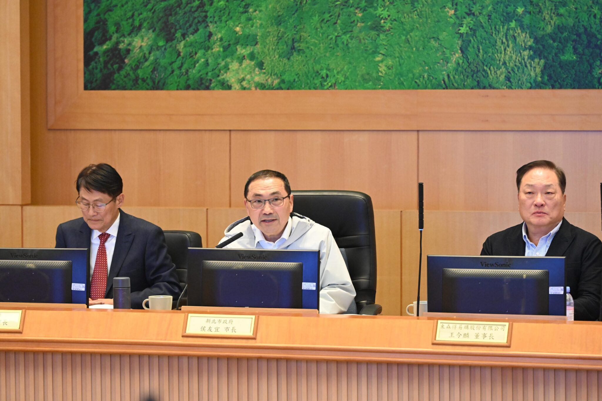 侯友宜今召開產業發展諮詢委員會　傾聽業界心聲　祭出四大行動方案
