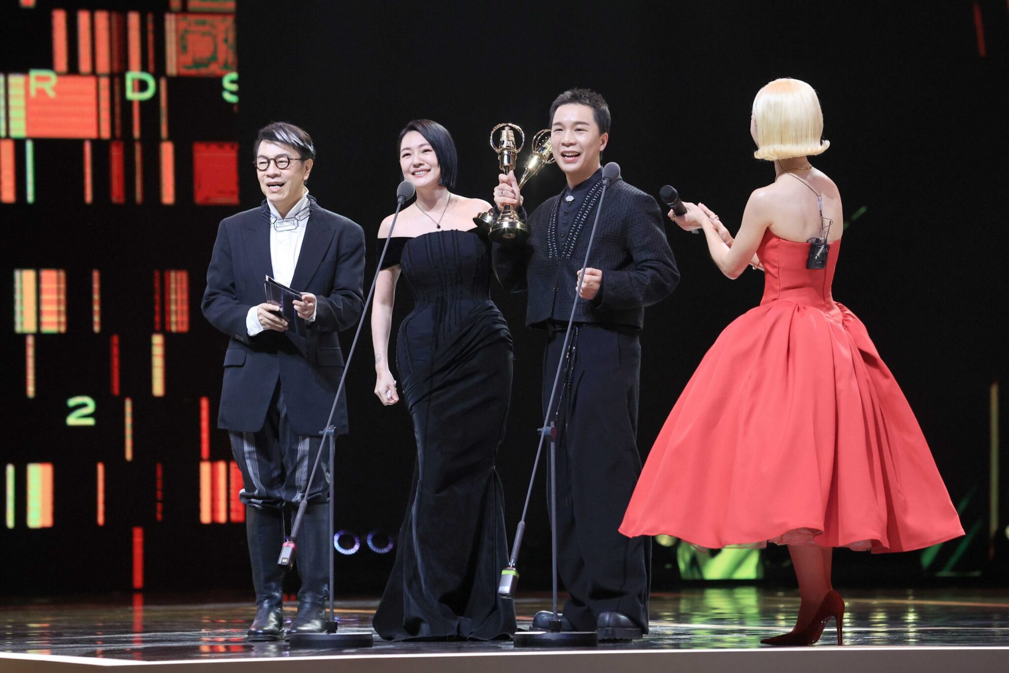 金鐘60打造史上最強典禮 收視 網路雙破紀錄共吸引超過1,400萬觀看