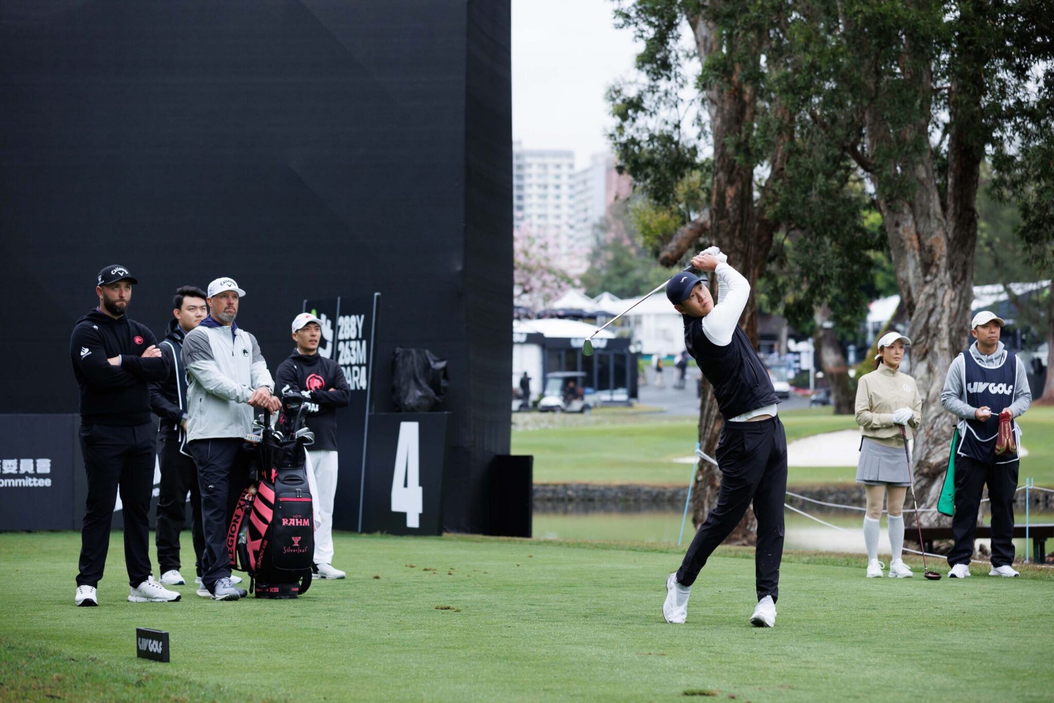周興哲受邀香港舉辦的LIV GOLF國際高爾夫職業 業餘配對賽 周興哲受邀香港舉辦的LIV GOLF國際高爾夫職業 業餘配對賽
