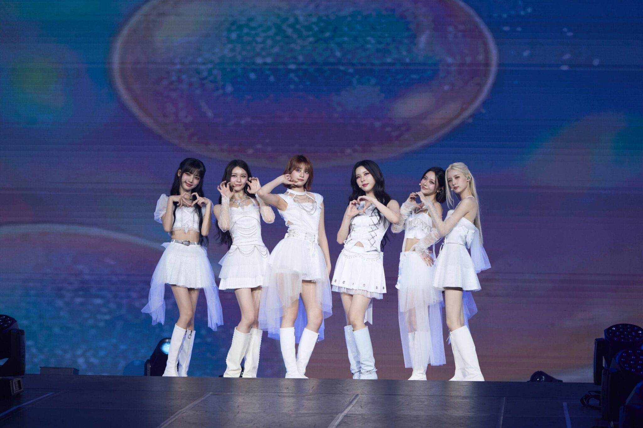 GENBLUE幻藍小熊化身搖滾舞伶燃炸高流 六人solo舞台突破自我框架