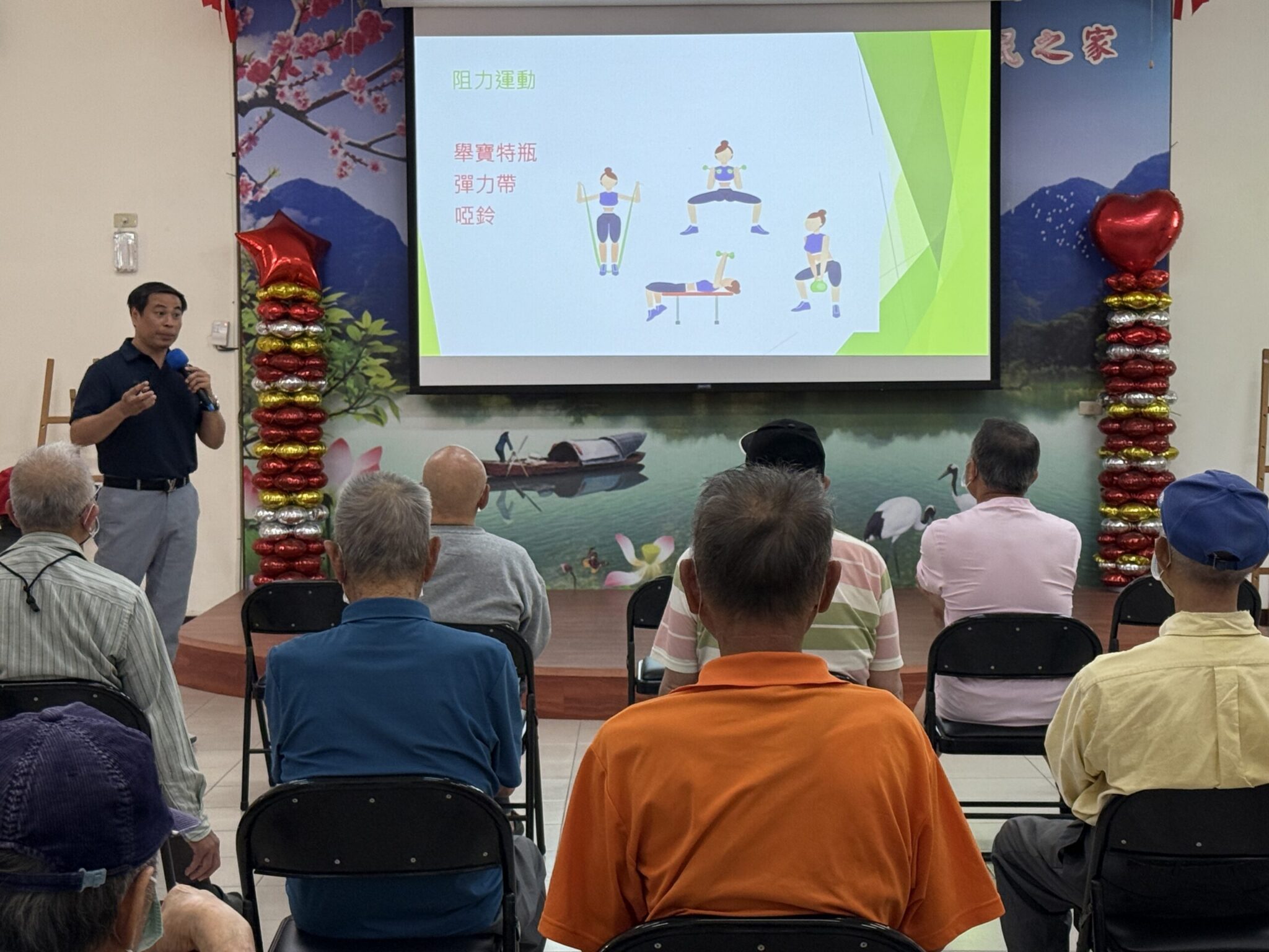 高雄榮家辦理樂齡保健課程　鼓勵長輩一起「肌」不可失