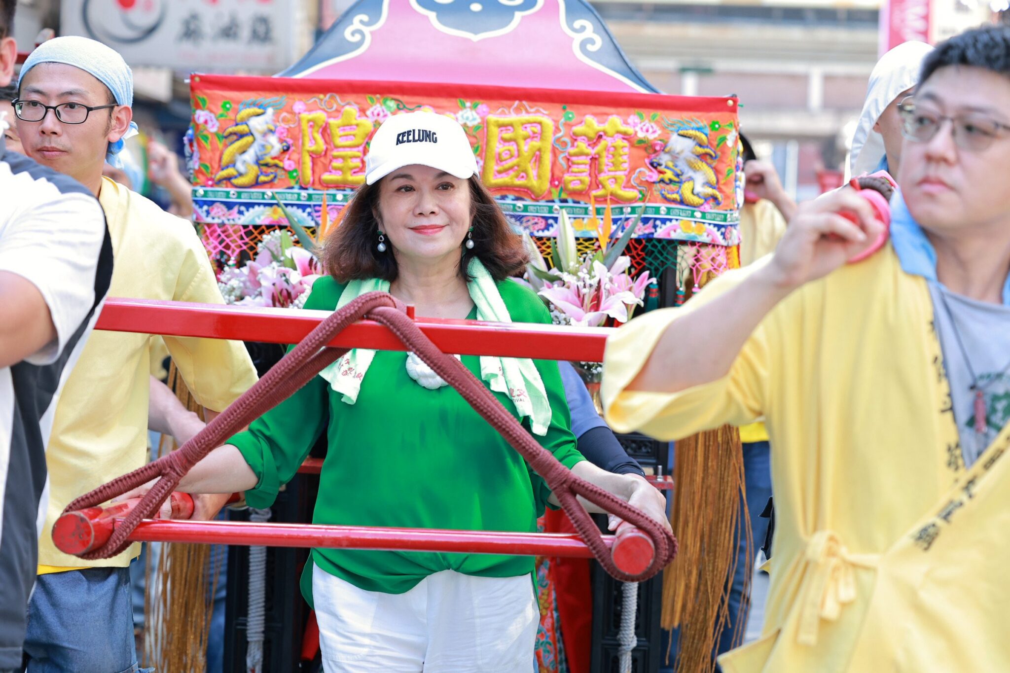 雞籠城隍文化祭日巡遶境登場　邱佩琳宣導全民反詐　與神同行保平安